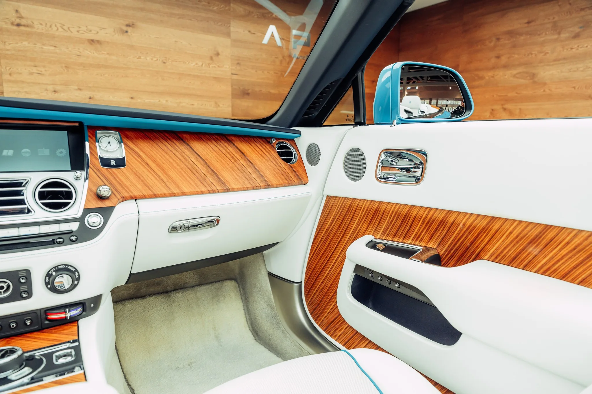2017 Rolls-Royce Dawn, 10/30