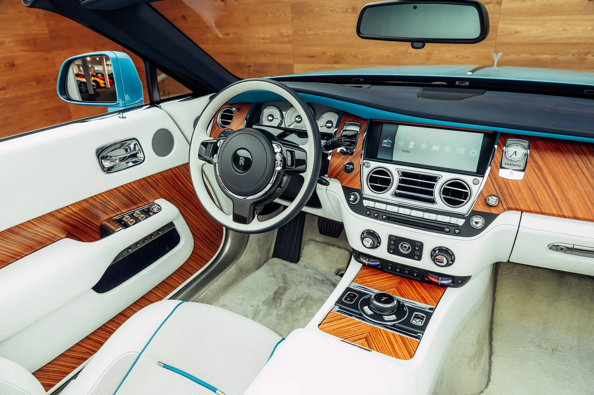 2017 Rolls-Royce Dawn, 21/30