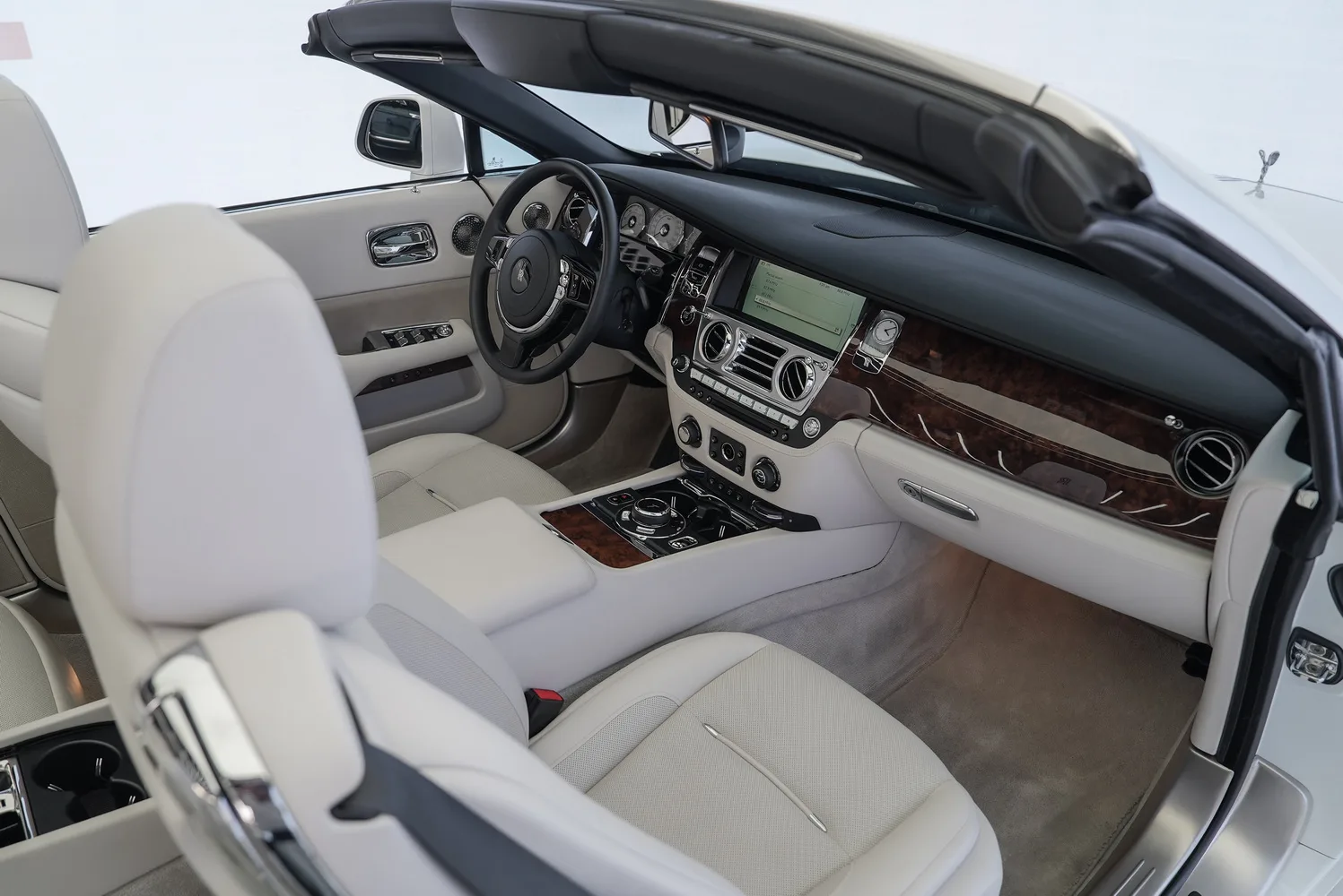 2017 Rolls-Royce Dawn, 15/15