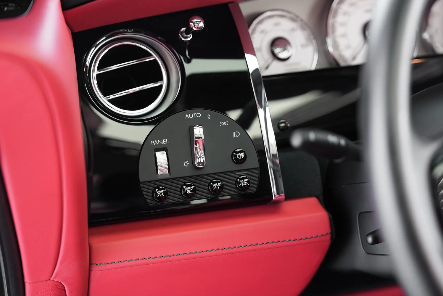 2017 Rolls-Royce Dawn, 6/17