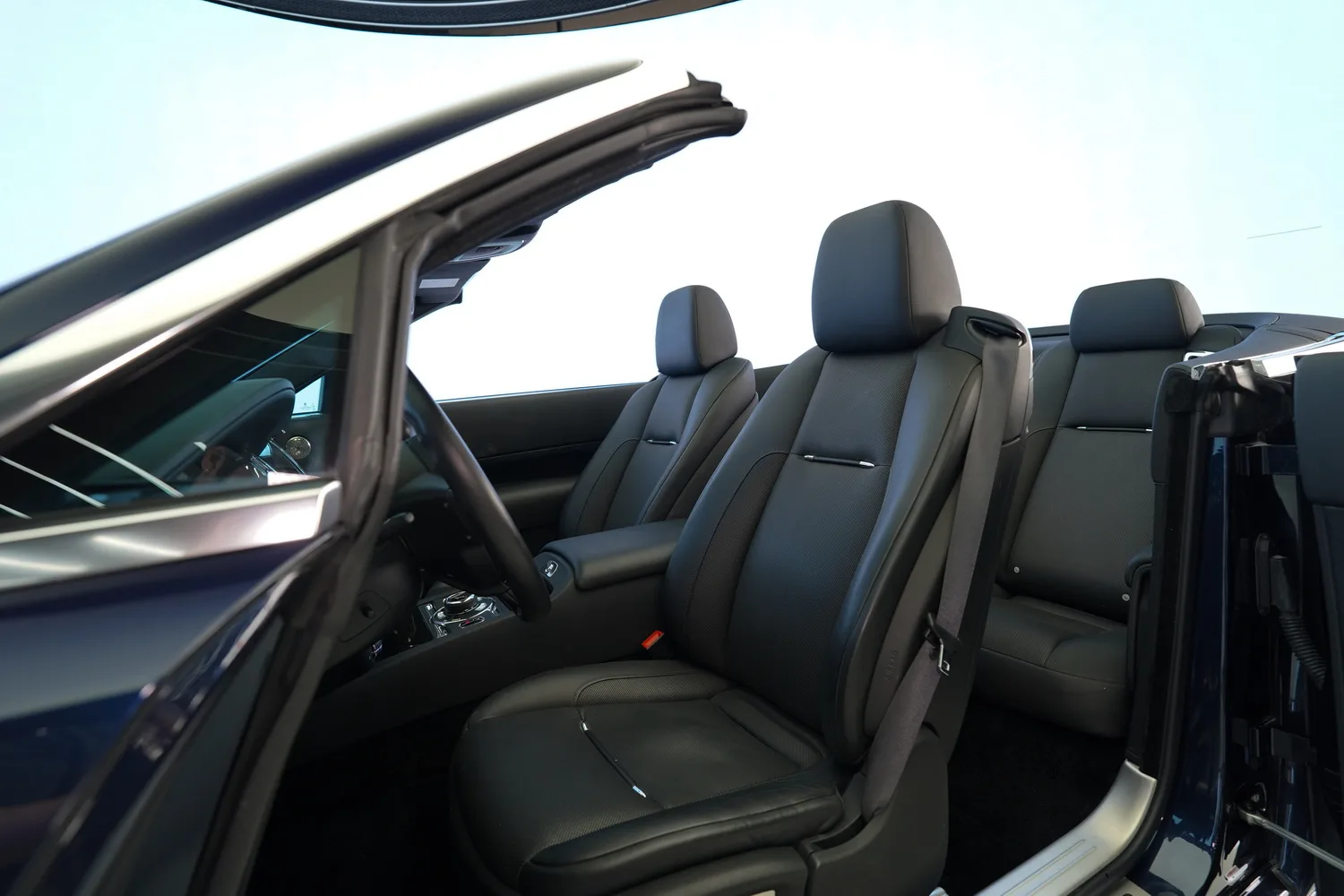 2017 Rolls-Royce Dawn, 6/14