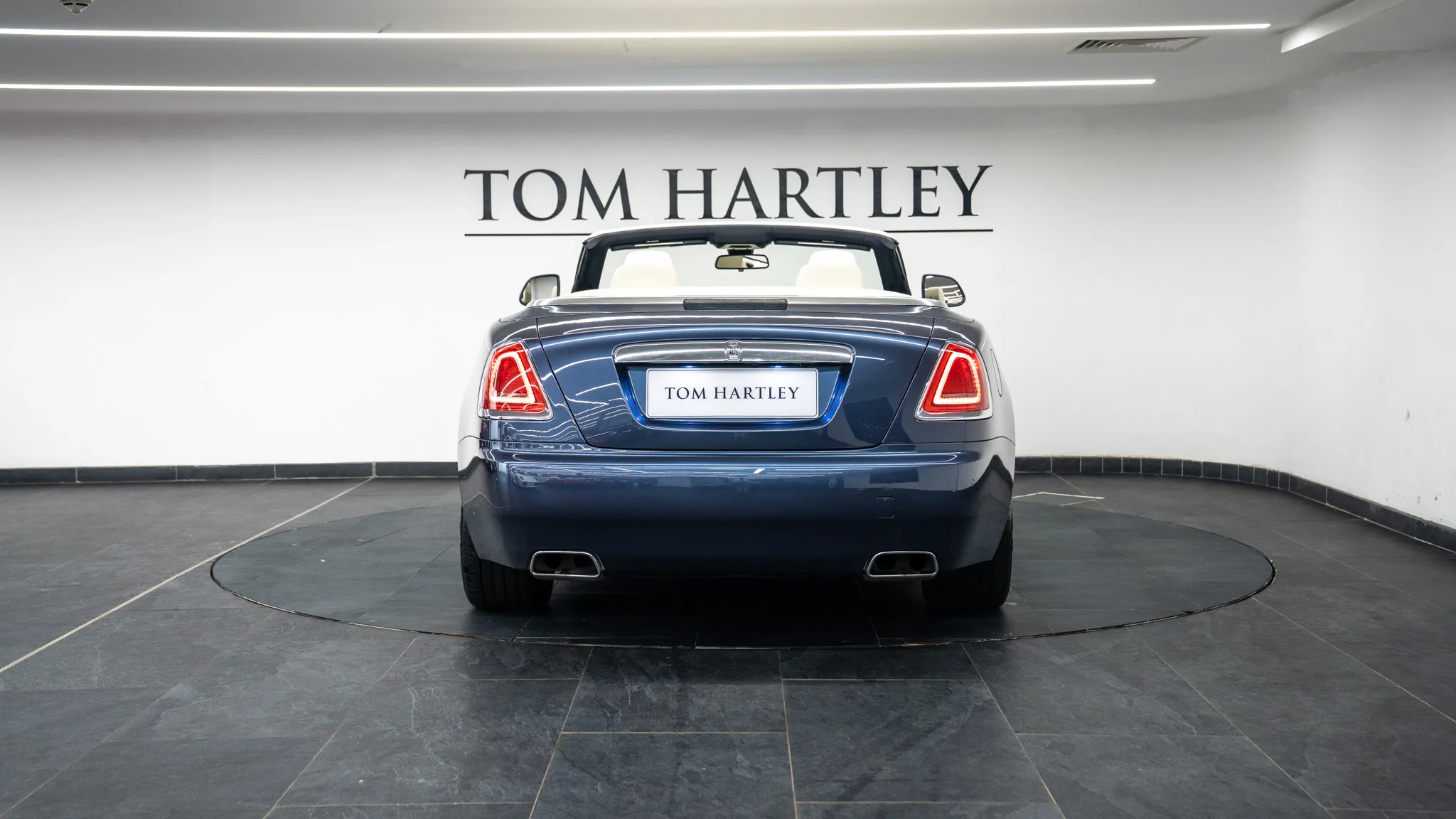 2017 Rolls-Royce Dawn, 6/30