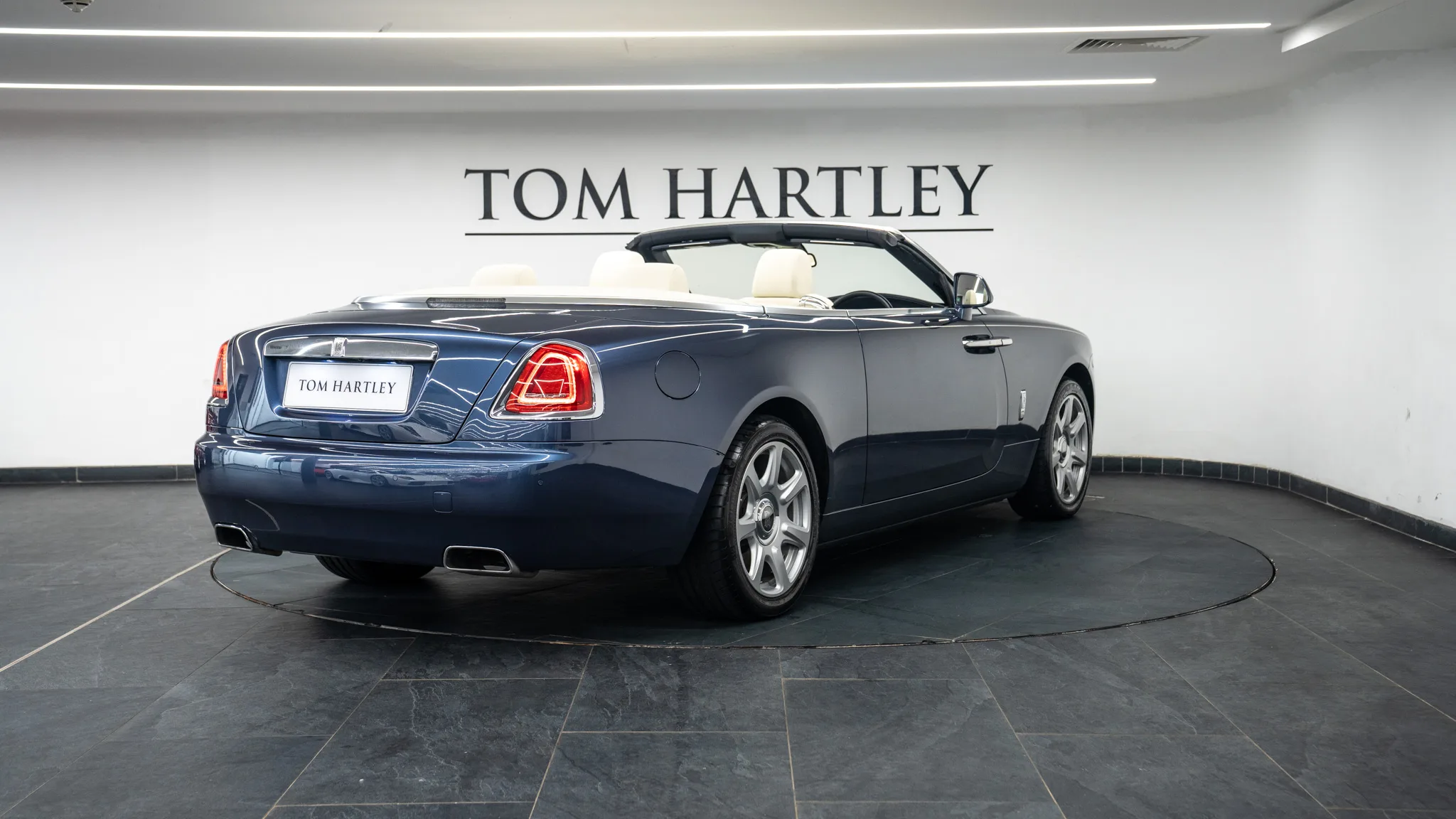 2017 Rolls-Royce Dawn, 7/30