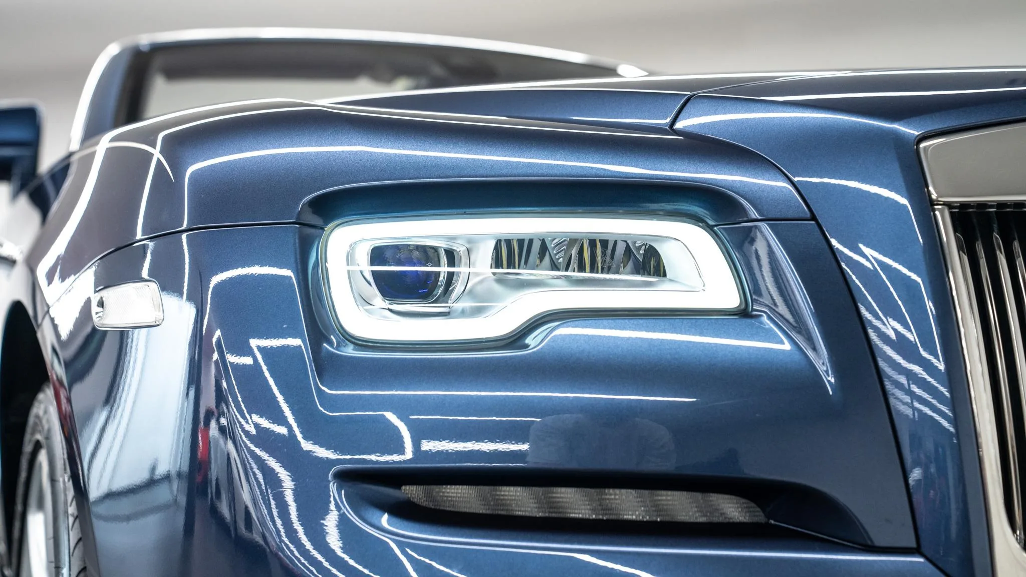 2017 Rolls-Royce Dawn, 12/30