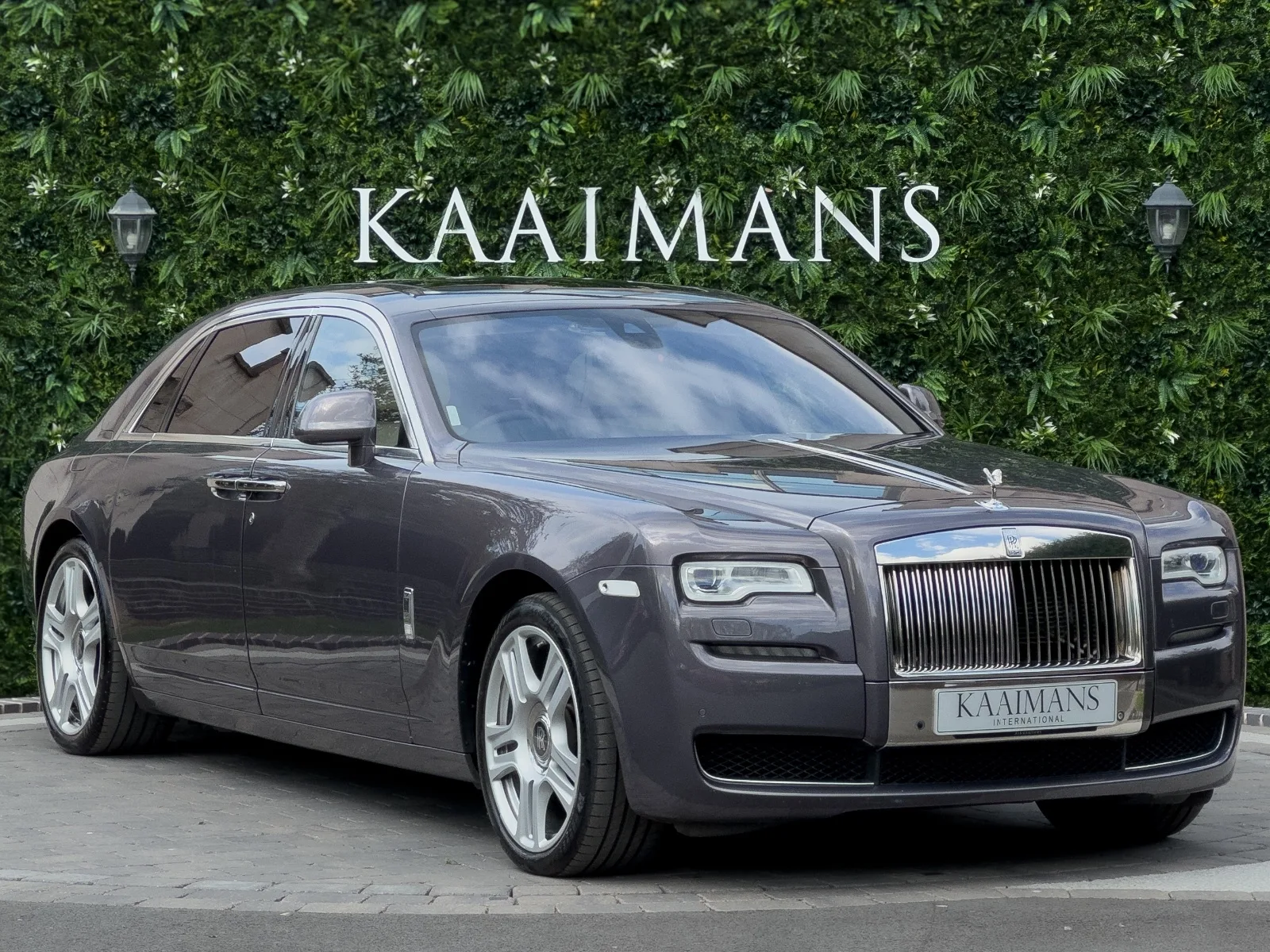2017 Rolls-Royce Ghost Extended Series II angeboten von einem Fachhändler in Tollerton, Vereinigtes Königreich, Hauptfoto