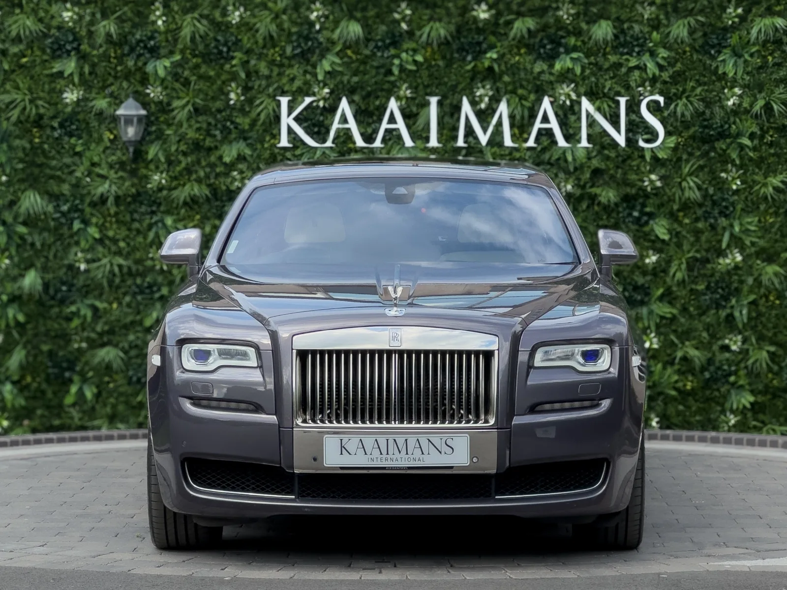 2017 Rolls-Royce Ghost Extended Series II, 2/30