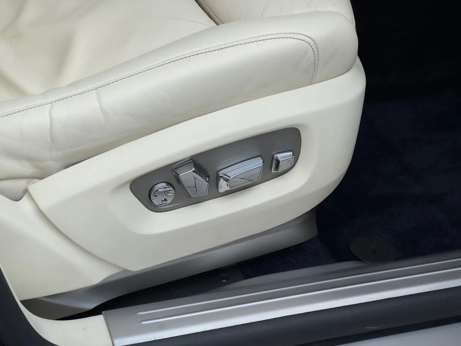 2017 Rolls-Royce Ghost Extended Series II, 12/30