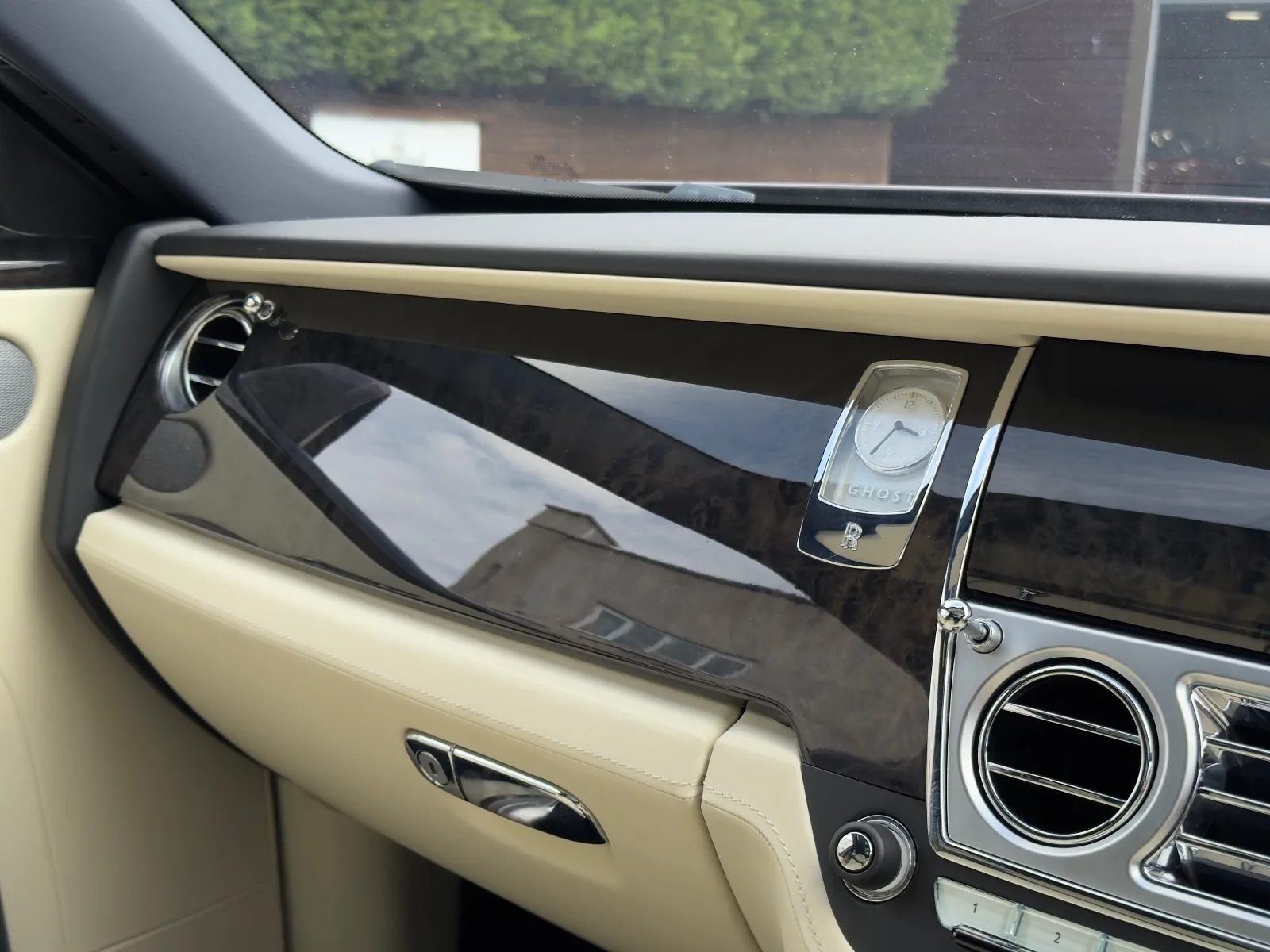 2017 Rolls-Royce Ghost Extended Series II, 25/30