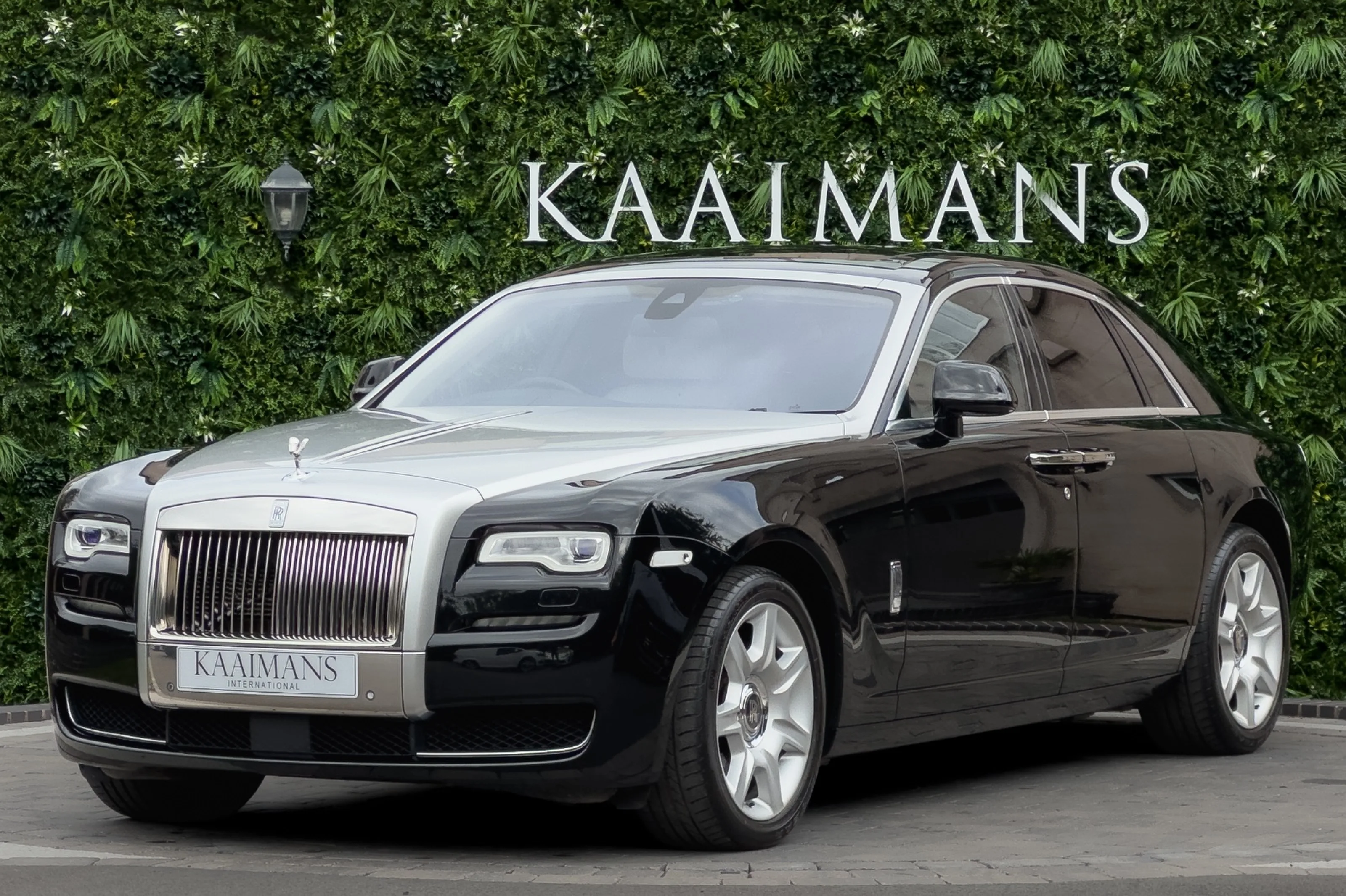 2017 Rolls-Royce Ghost Series II, 3/23