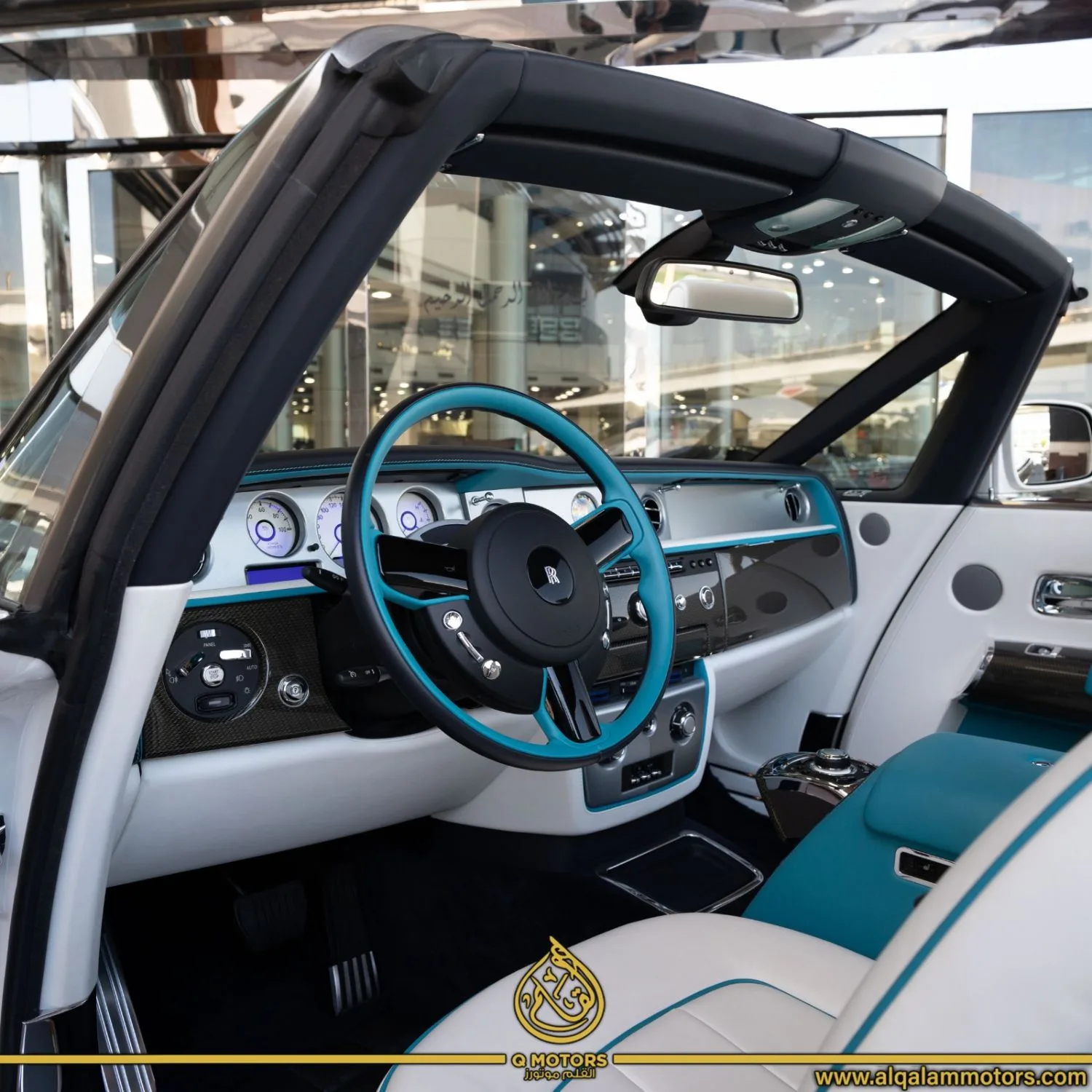 2017 Rolls-Royce Phantom Drophead Coupé angeboten von einem Fachhändler in Dubai, Vereinigte Arabische Emirate, Foto 2 von 24