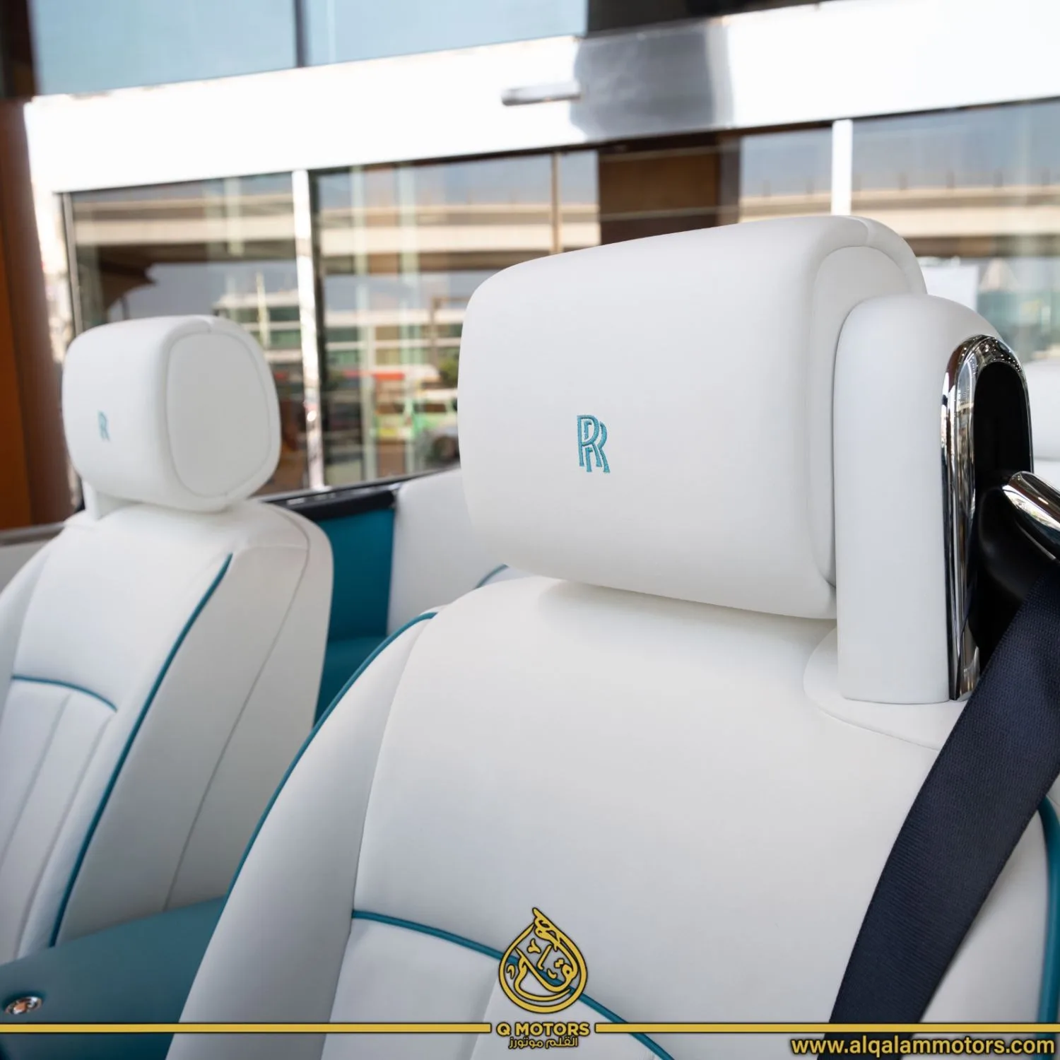 2017 Rolls-Royce Phantom Drophead Coupé angeboten von einem Fachhändler in Dubai, Vereinigte Arabische Emirate, Foto 8 von 24