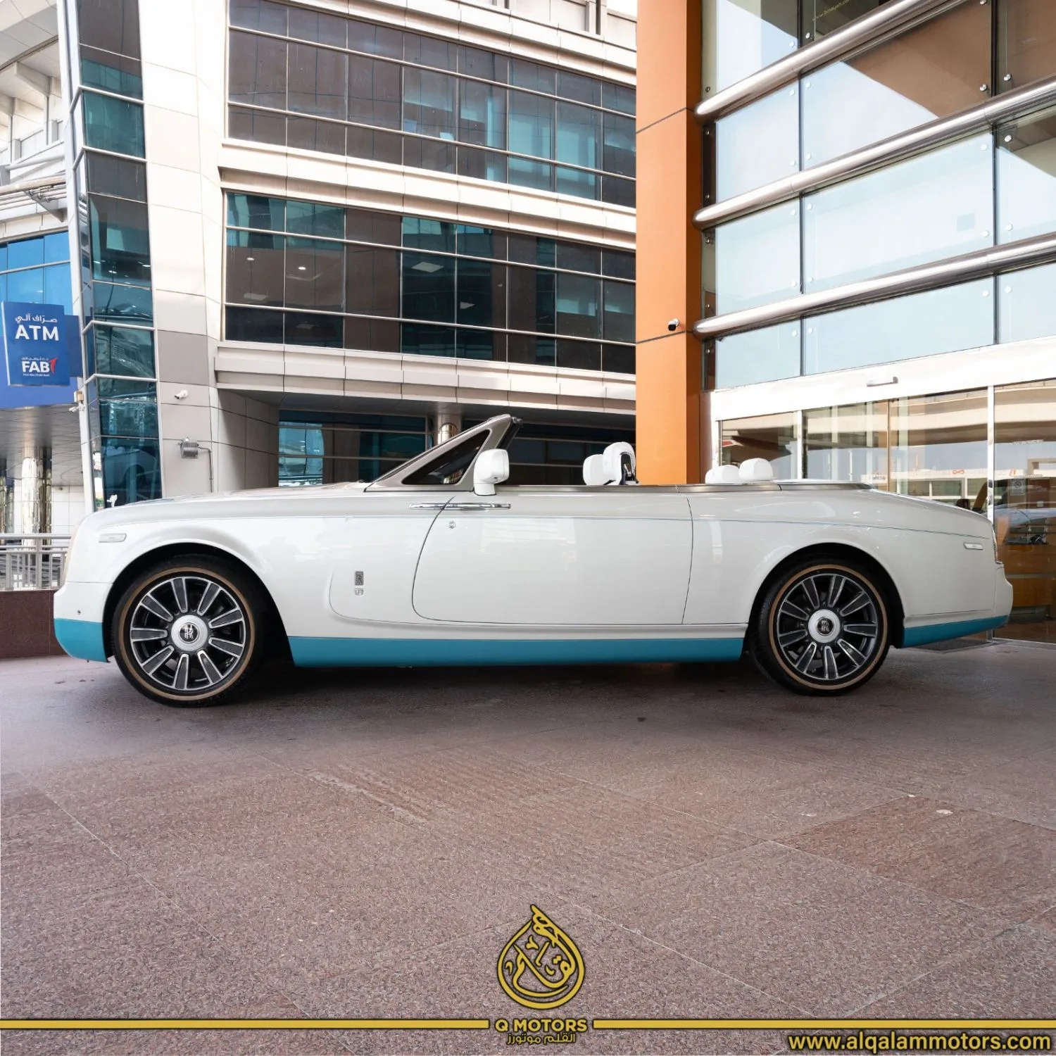 2017 Rolls-Royce Phantom Drophead Coupé angeboten von einem Fachhändler in Dubai, Vereinigte Arabische Emirate, Foto 23 von 24