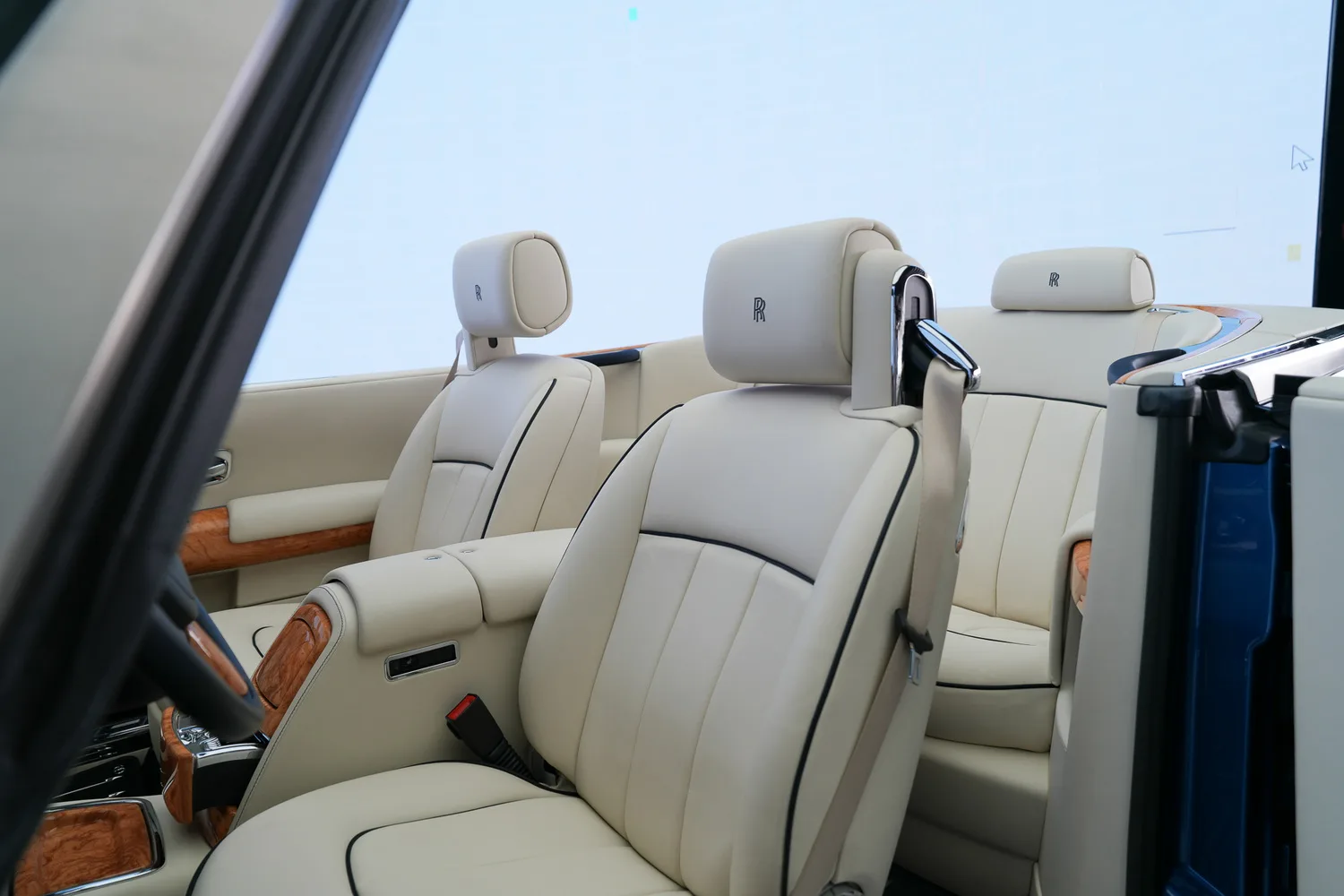 2017 Rolls-Royce Phantom Drophead Coupé, 9/16