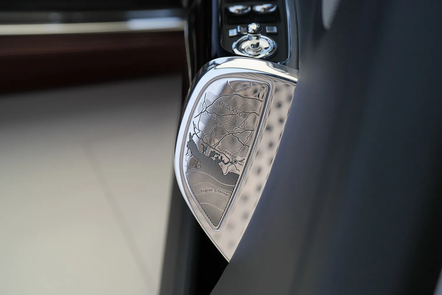 2017 Rolls-Royce Phantom Drophead Coupé Zenith Collection, 2/15