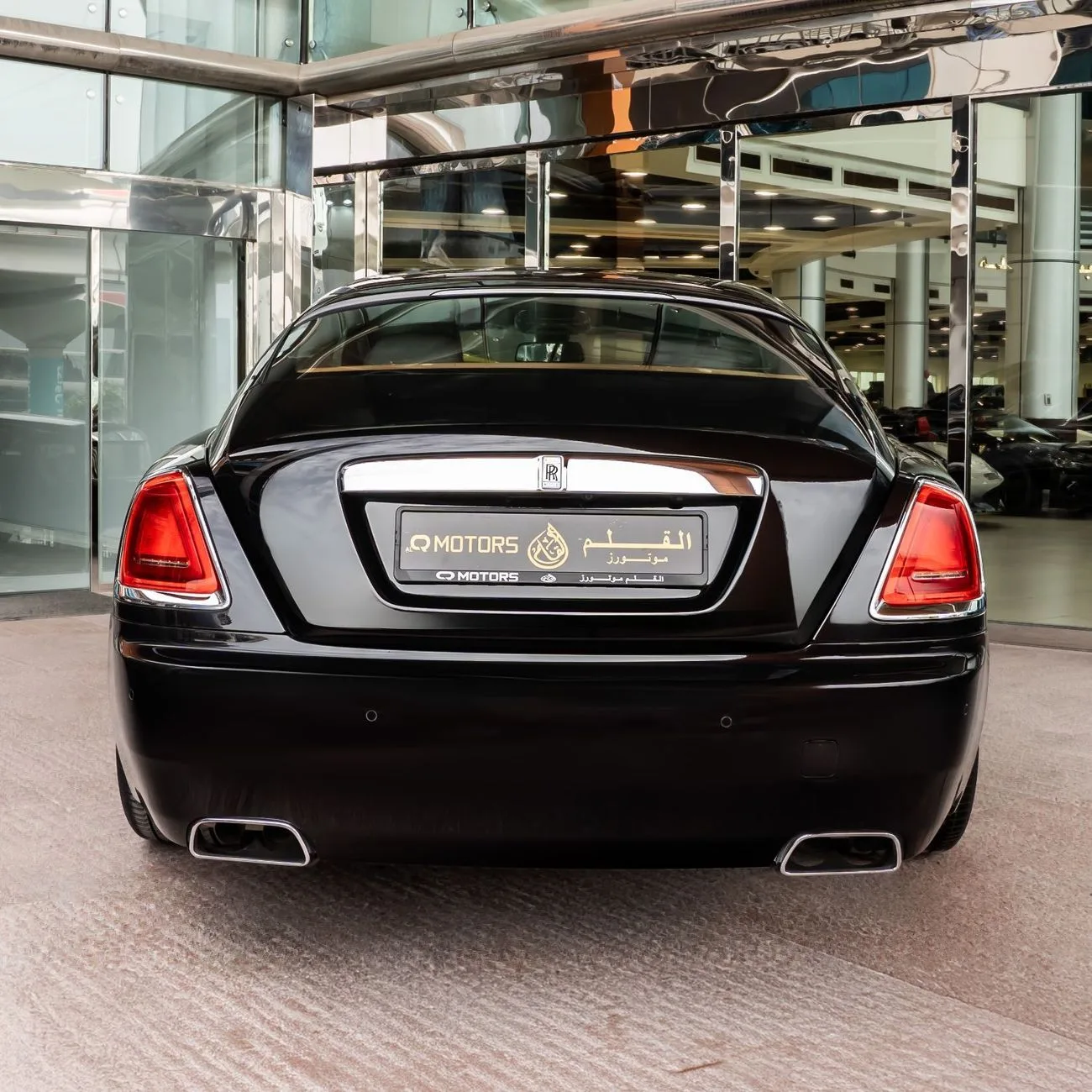 2017 Rolls-Royce Wraith angeboten von einem Fachhändler in Dubai, Vereinigte Arabische Emirate, Foto 2 von 22