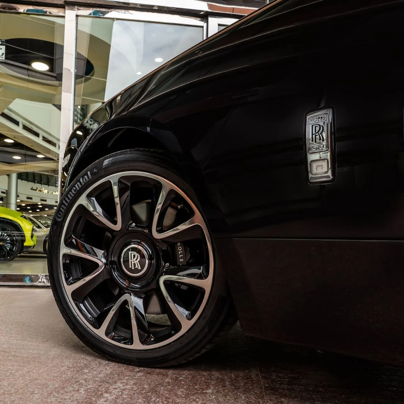 2017 Rolls-Royce Wraith angeboten von einem Fachhändler in Dubai, Vereinigte Arabische Emirate, Foto 11 von 22