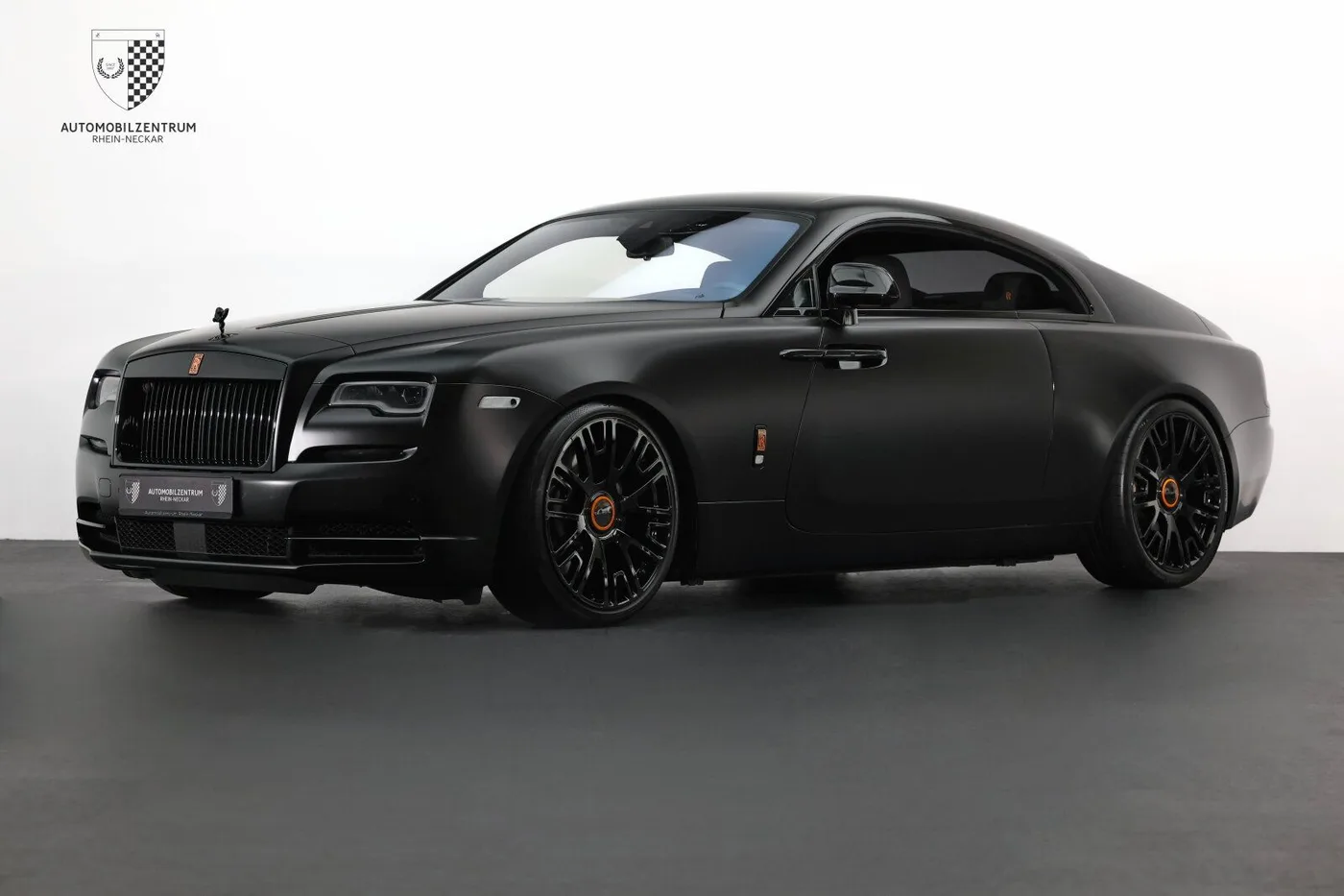 2017 Rolls-Royce Wraith Black Badge proposée par un spécialiste de la supercar à Viernheim, Allemagne, photo 3 sur 25