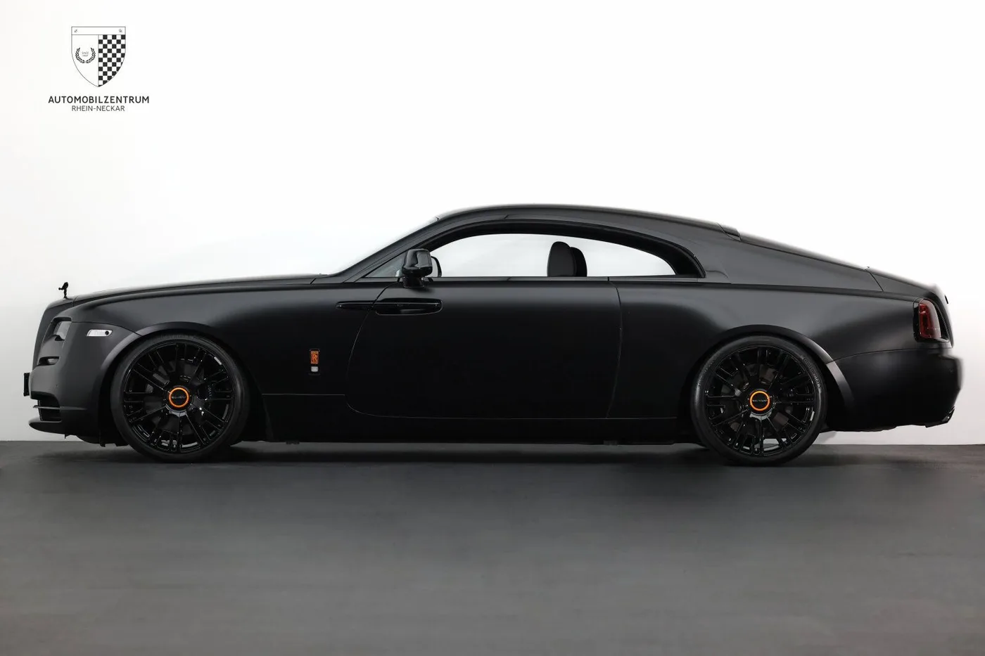 2017 Rolls-Royce Wraith Black Badge proposée par un spécialiste de la supercar à Viernheim, Allemagne, photo 4 sur 25