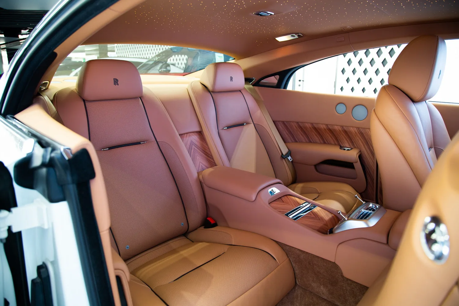 2017 Rolls-Royce Wraith, 6/16
