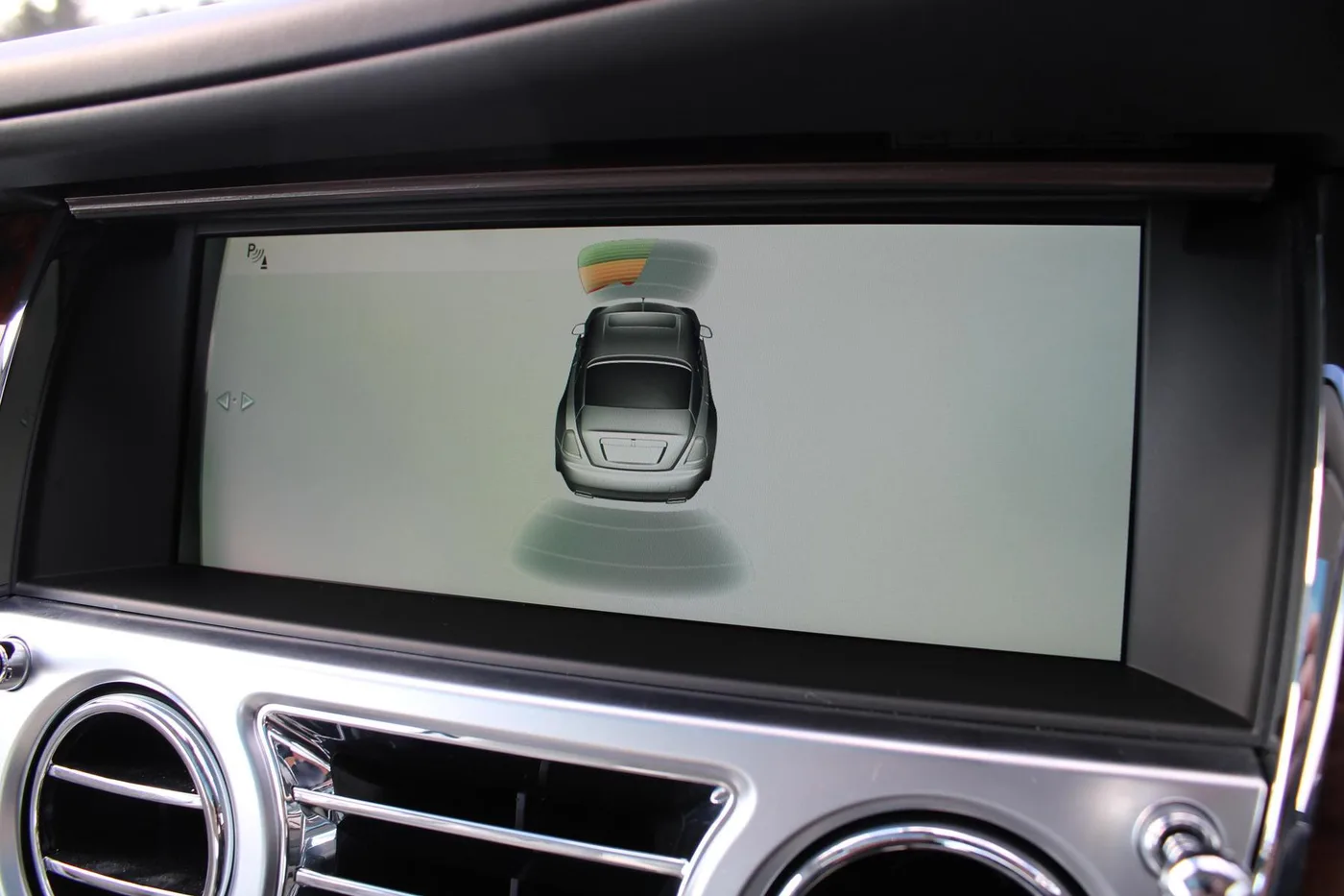 2017 Rolls-Royce Wraith offered by a franchised dealer group in Cheltenham, United Kingdom, photo 22 of 25