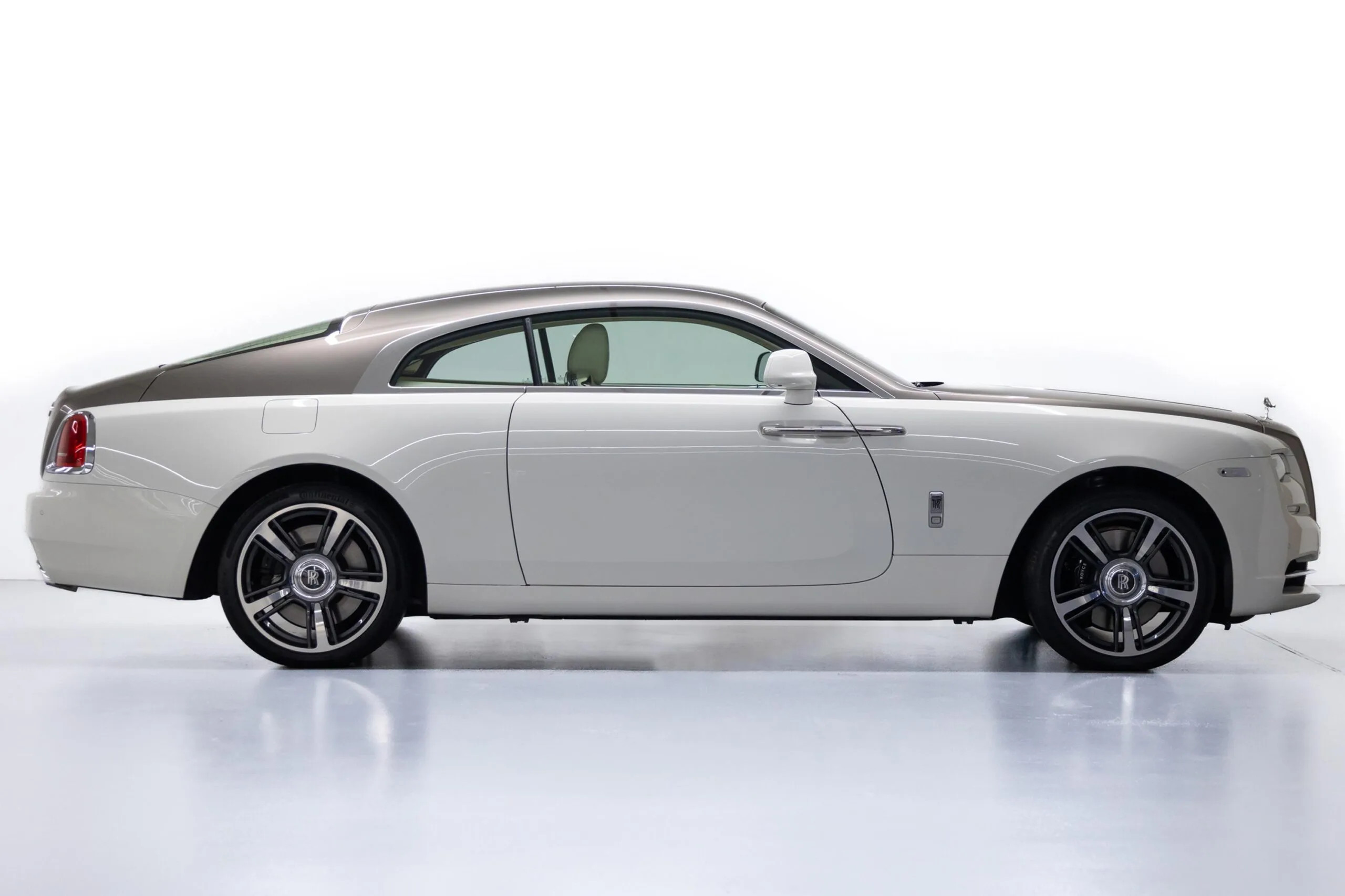 2017 Rolls-Royce Wraith, 2/24