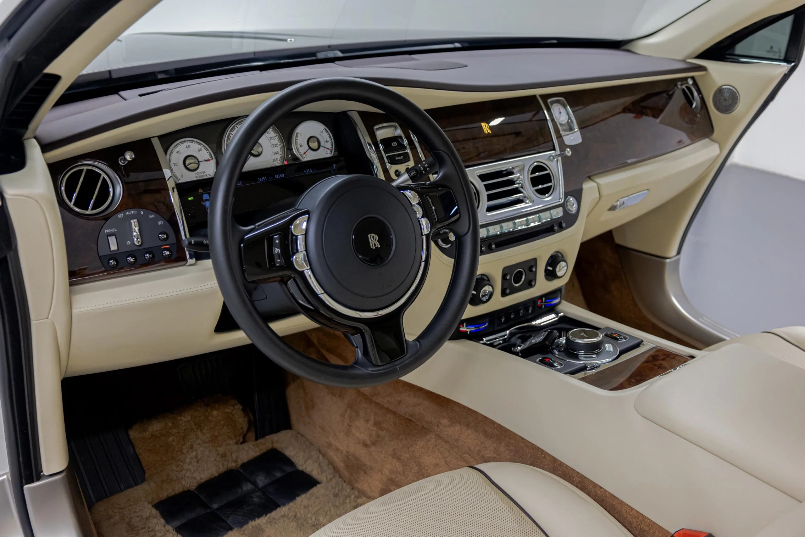 2017 Rolls-Royce Wraith, 11/24