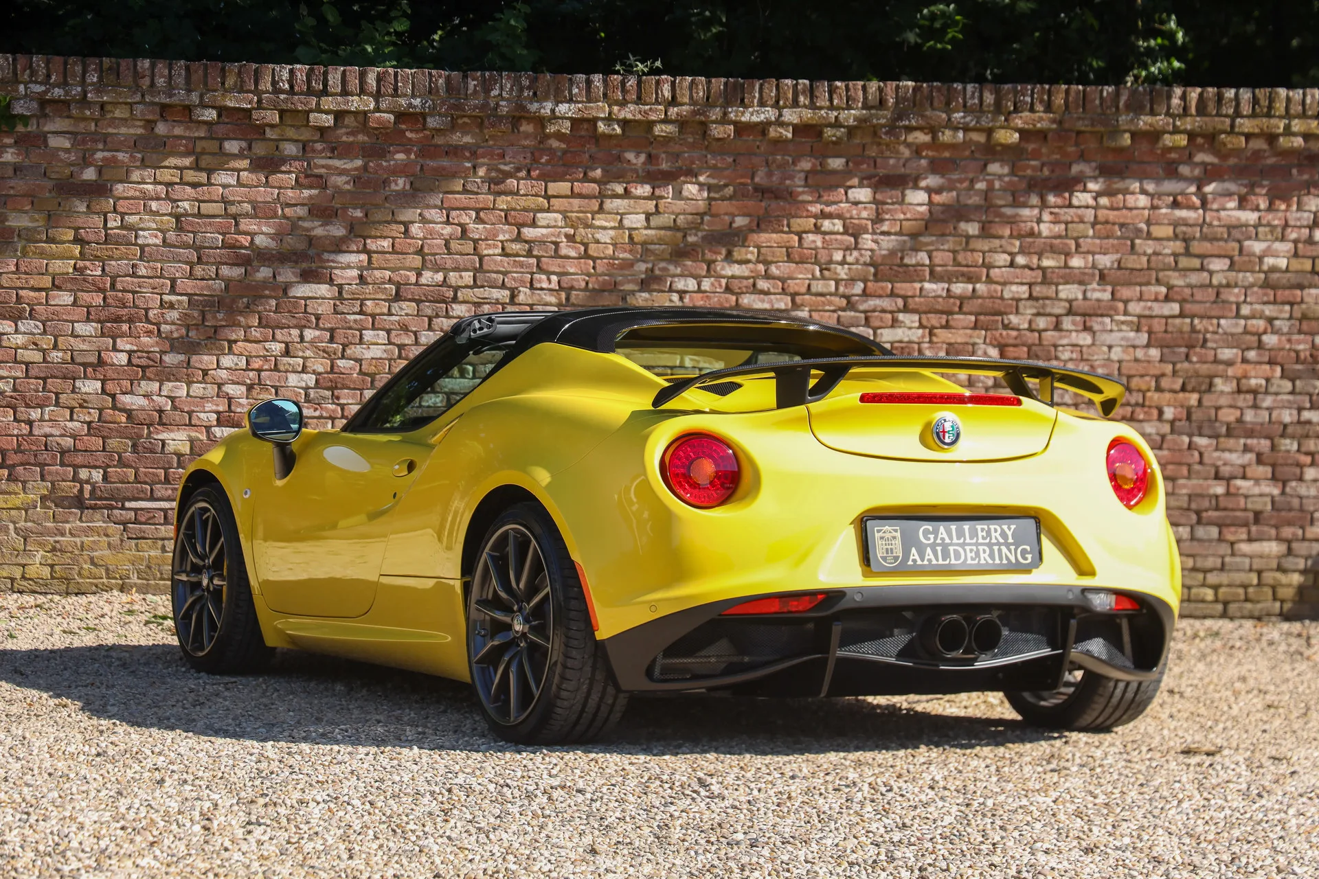 2018 Alfa Romeo 4C Spider, 2/30