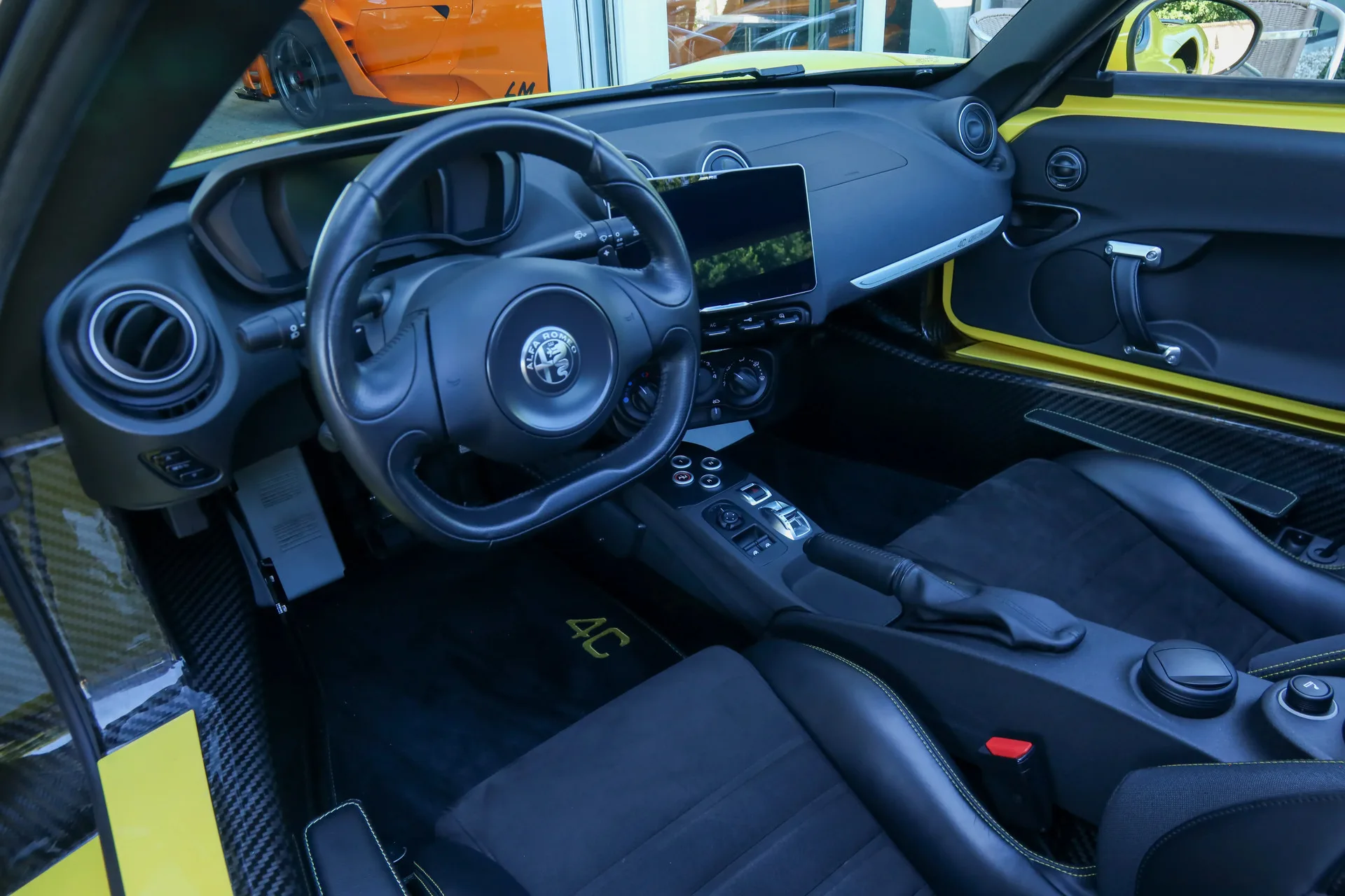 2018 Alfa Romeo 4C Spider, 26/30