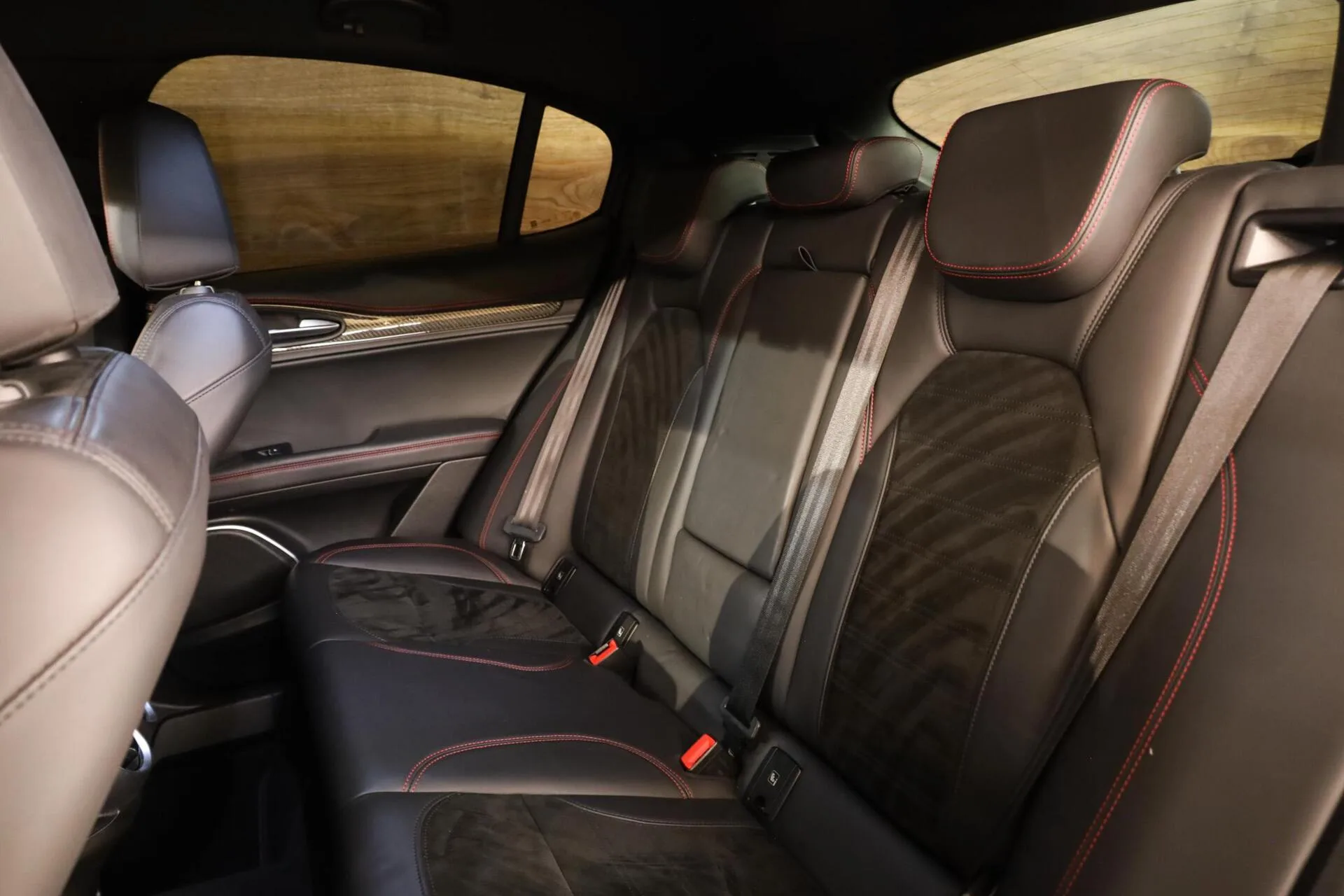 2018 Alfa Romeo Stelvio Quadrifoglio, 9/30