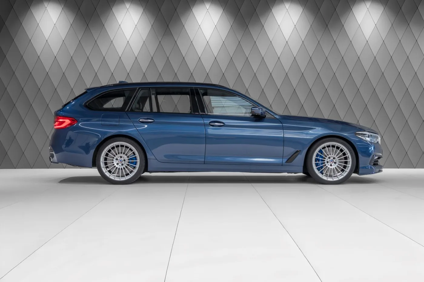 2018 Alpina B5 4.4 Bi-Turbo Touring angeboten von einem Supersportwagenhändler in Schenefeld, Deutschland, Foto 3 von 25