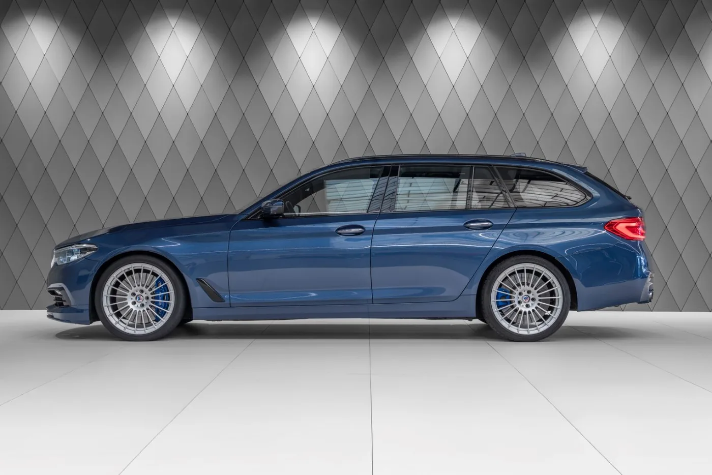 2018 Alpina B5 4.4 Bi-Turbo Touring angeboten von einem Supersportwagenhändler in Schenefeld, Deutschland, Foto 4 von 25