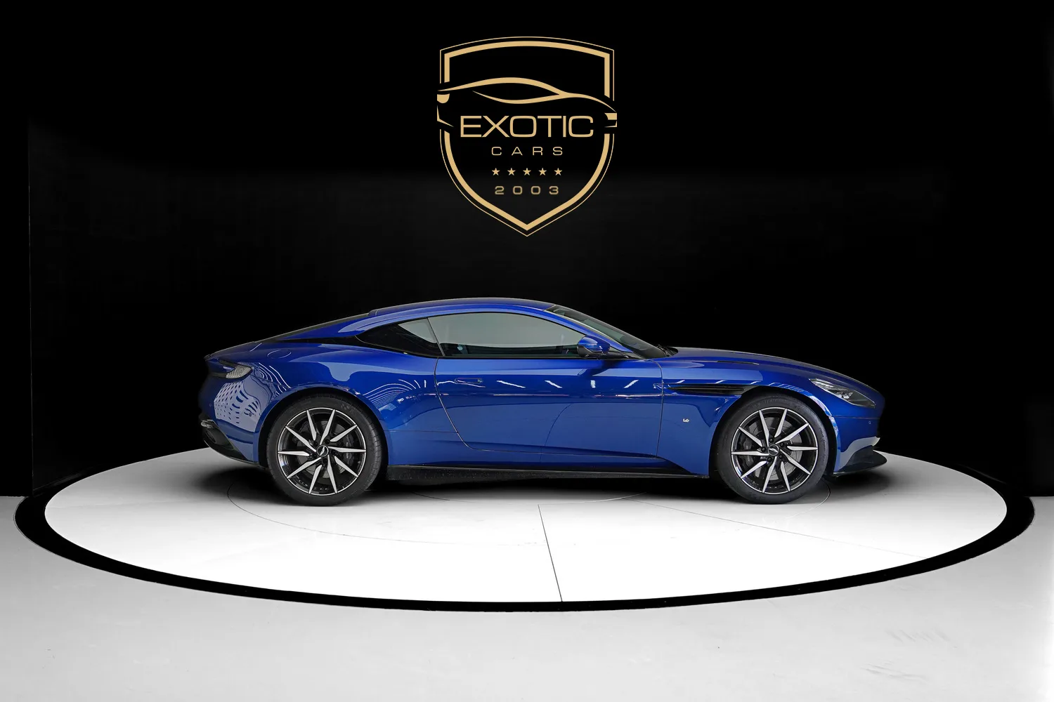 2018 Aston Martin DB11 V12, 4/15