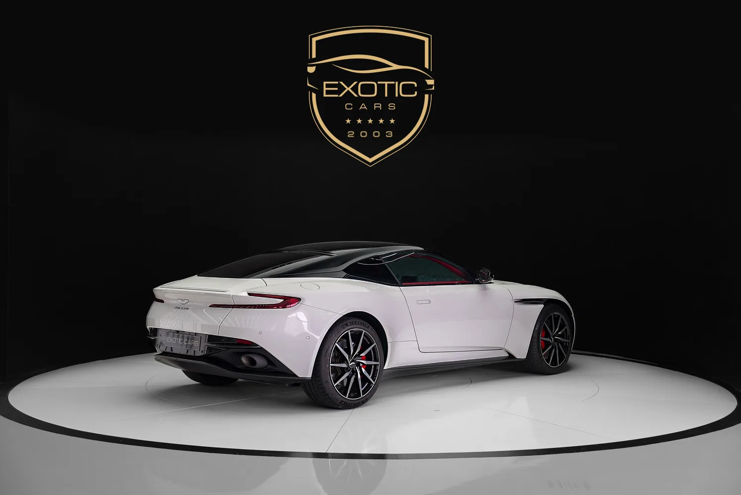 2018 Aston Martin DB11 V8, 4/15