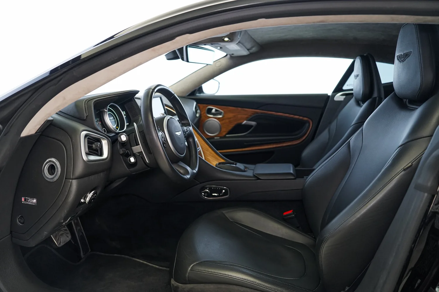 2018 Aston Martin DB11 V8, 12/14