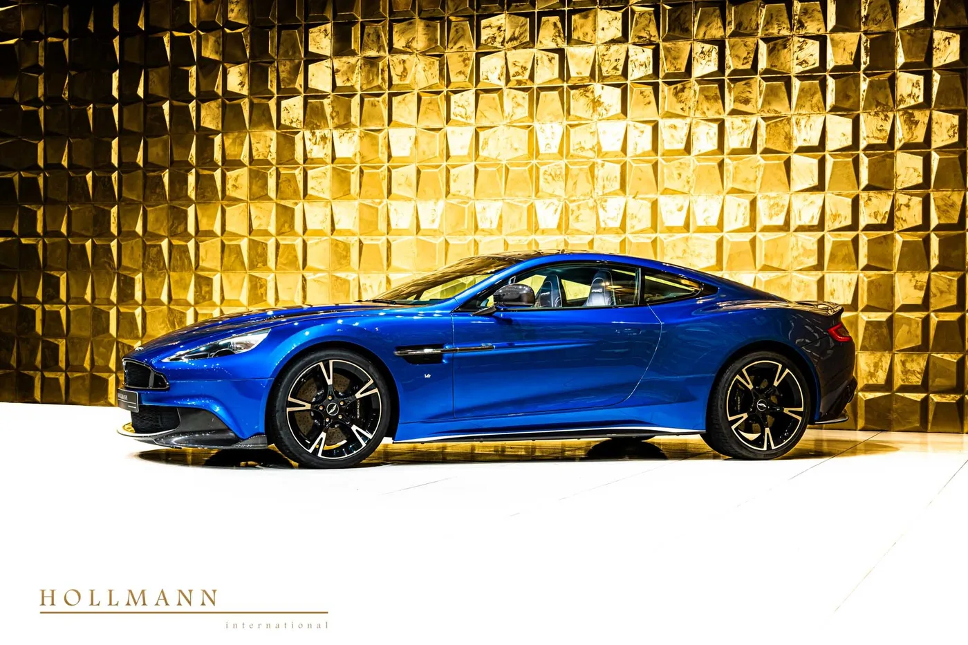 2018 Aston Martin Vanquish S angeboten von einem Fachhändler in Stuhr, Deutschland, Foto 6 von 8