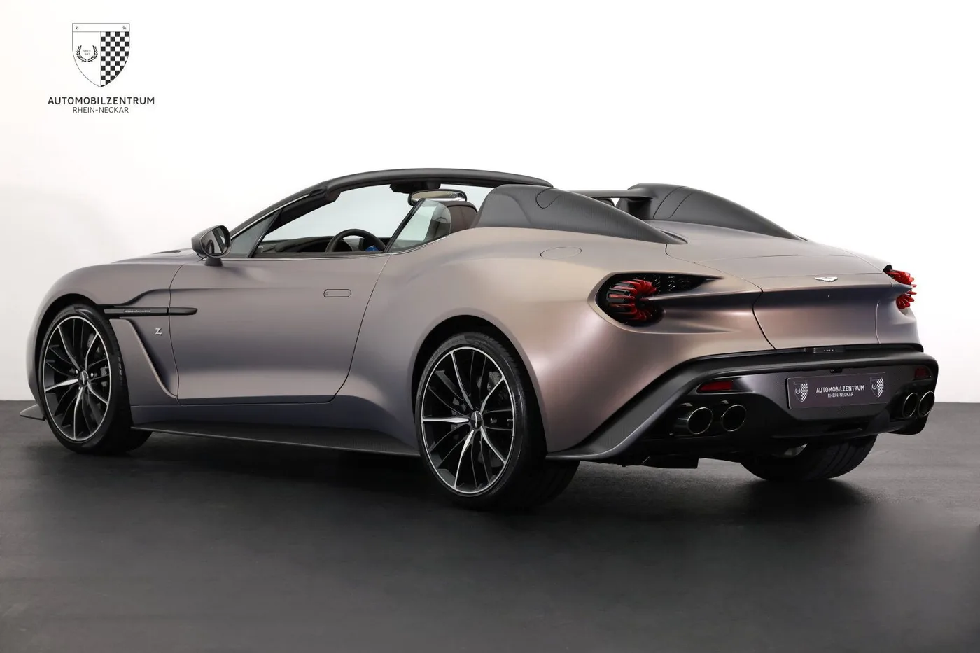 2018 Aston Martin Vanquish Zagato Speedster offered by a supercar dealer in Viernheim, Germany, photo 6 of 25