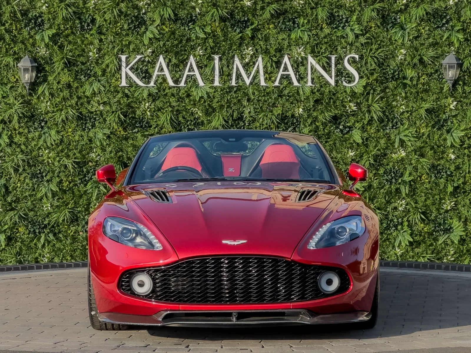 2018 Aston Martin Vanquish Zagato Speedster, 2/30