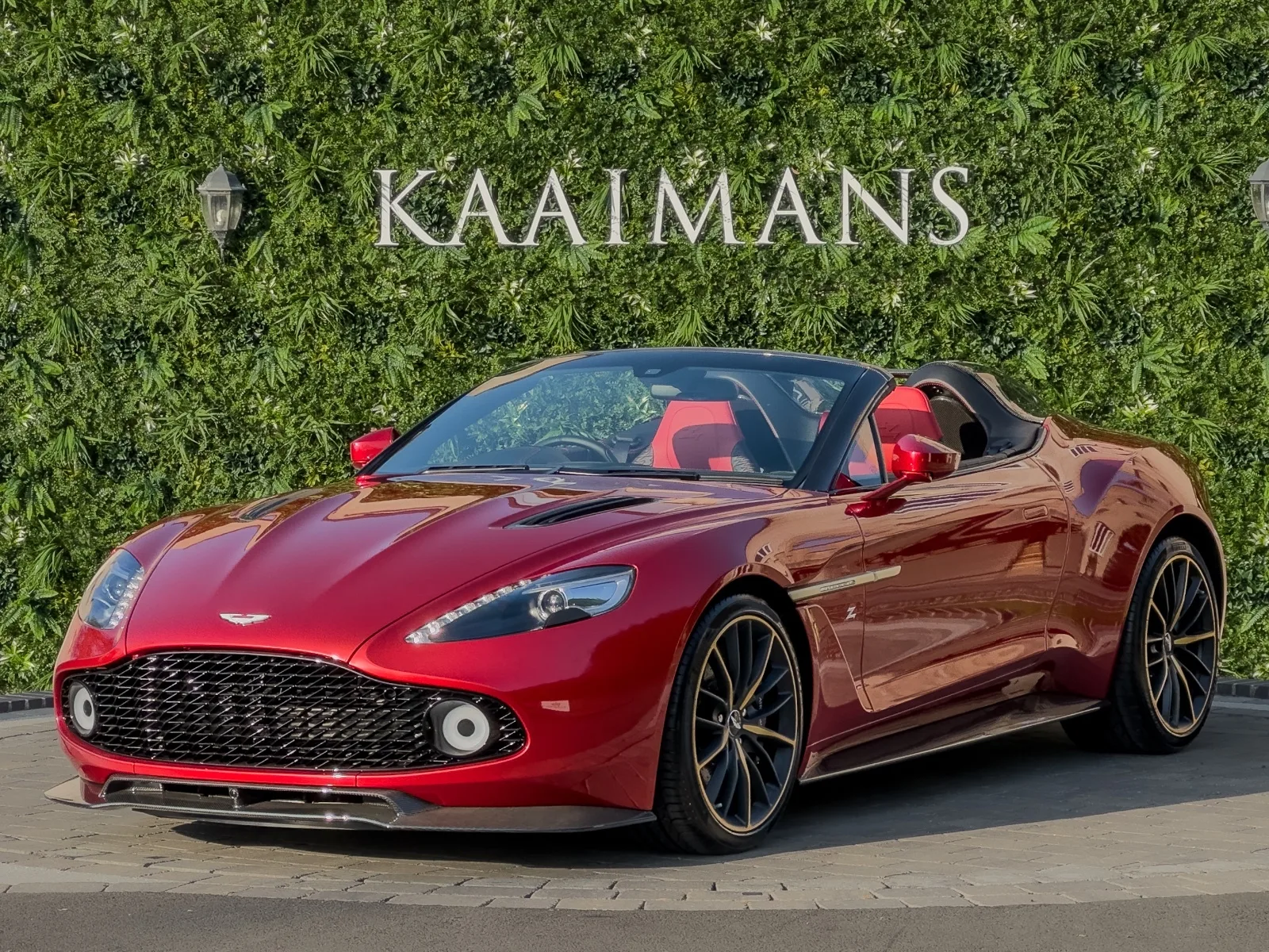2018 Aston Martin Vanquish Zagato Speedster, 3/30