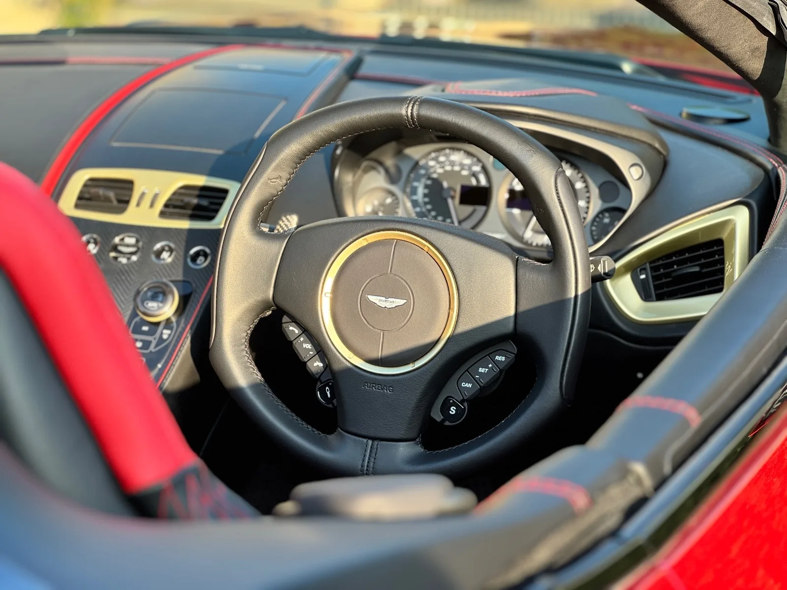 2018 Aston Martin Vanquish Zagato Speedster, 8/30
