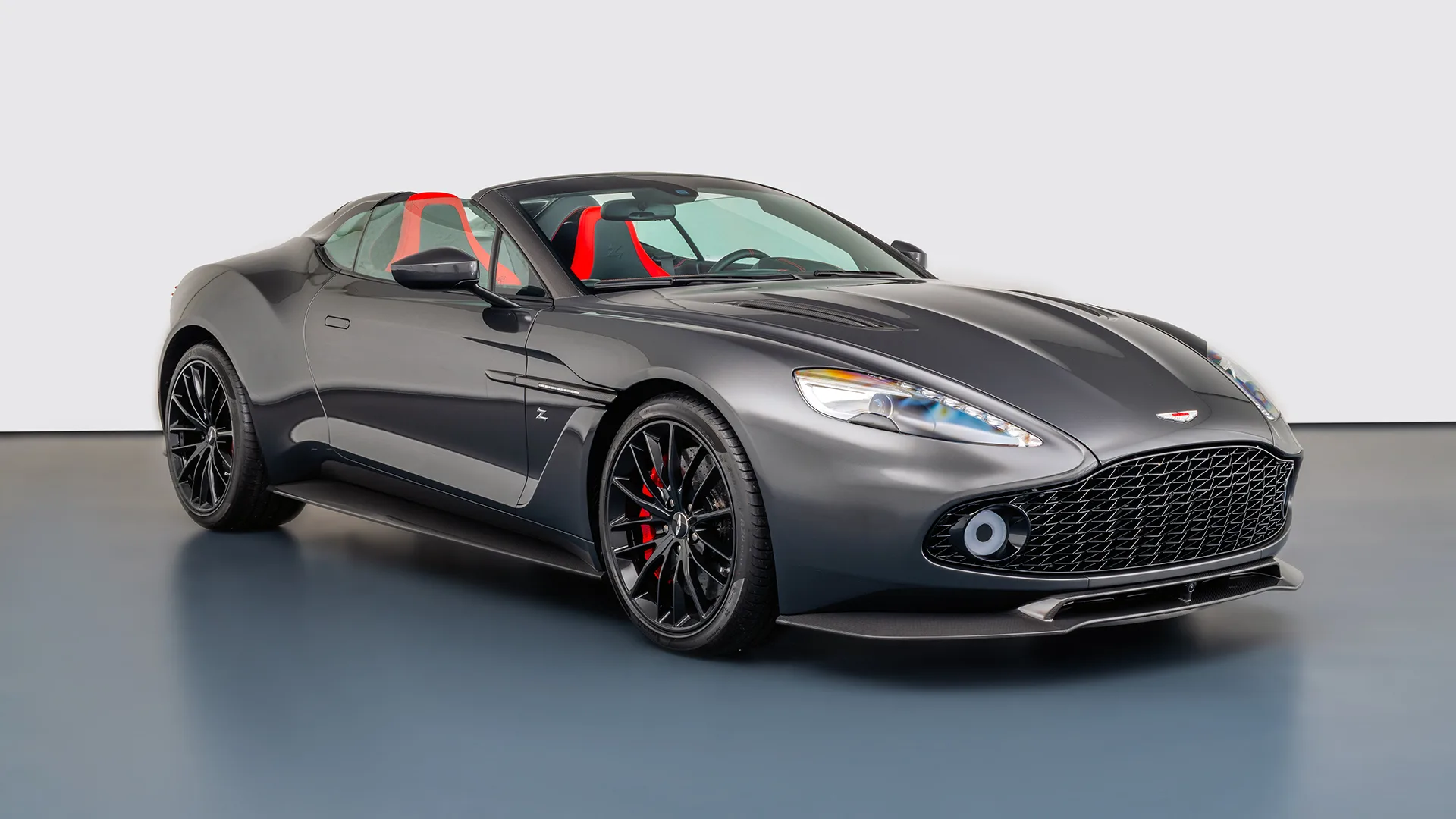 2018 Aston Martin Vanquish Zagato Speedster proposée par un concessionnaire spécialisé à Pleidelsheim, Allemagne, photo principale