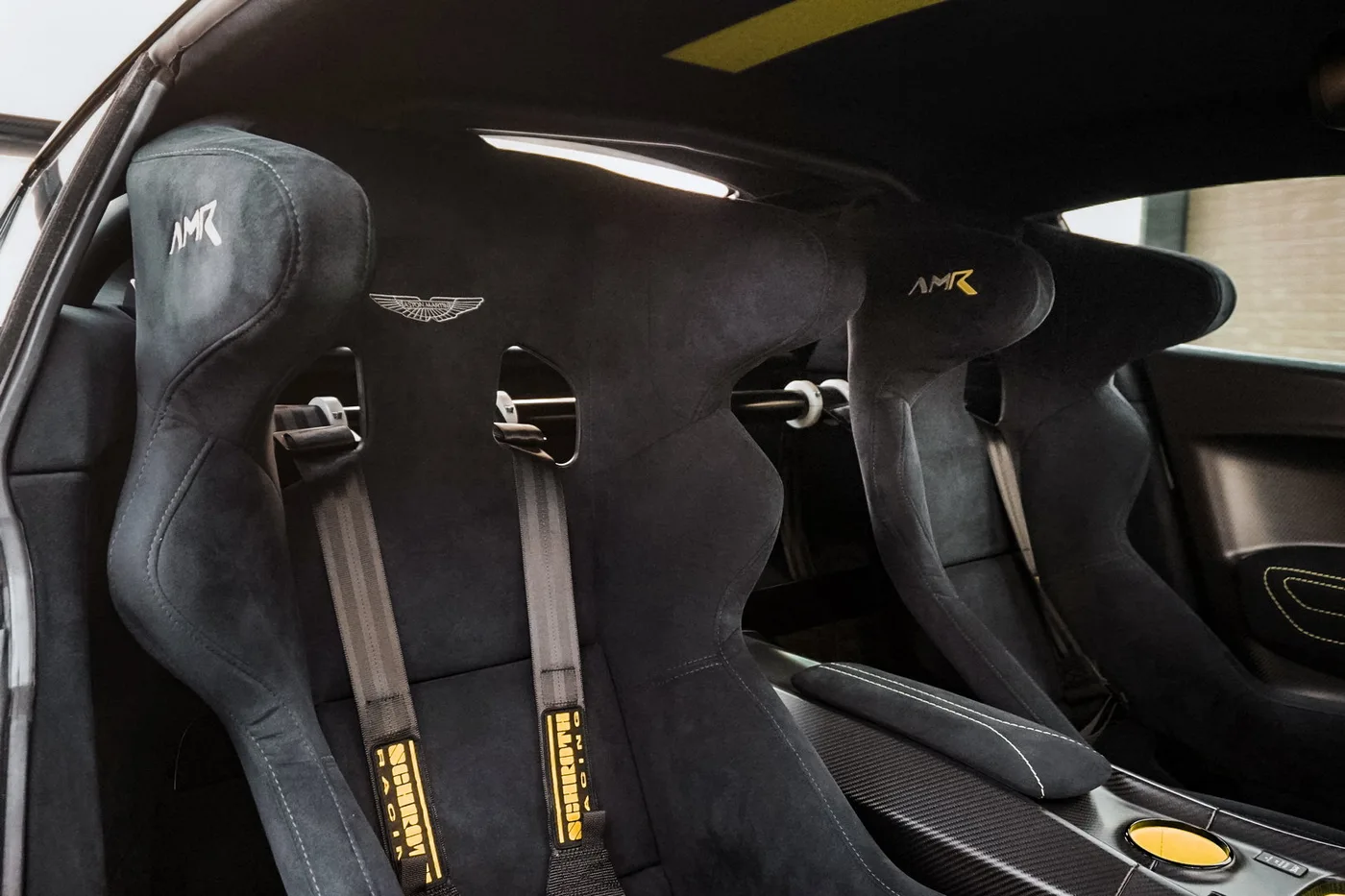 2018 Aston Martin Vantage AMR Pro angeboten von einem Supersportwagenhändler in Woerden, Niederlande, Foto 4 von 25