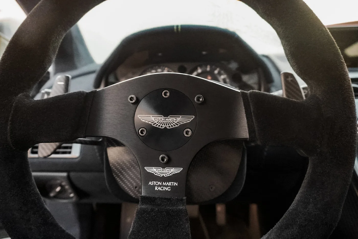 2018 Aston Martin Vantage AMR Pro angeboten von einem Supersportwagenhändler in Woerden, Niederlande, Foto 5 von 25