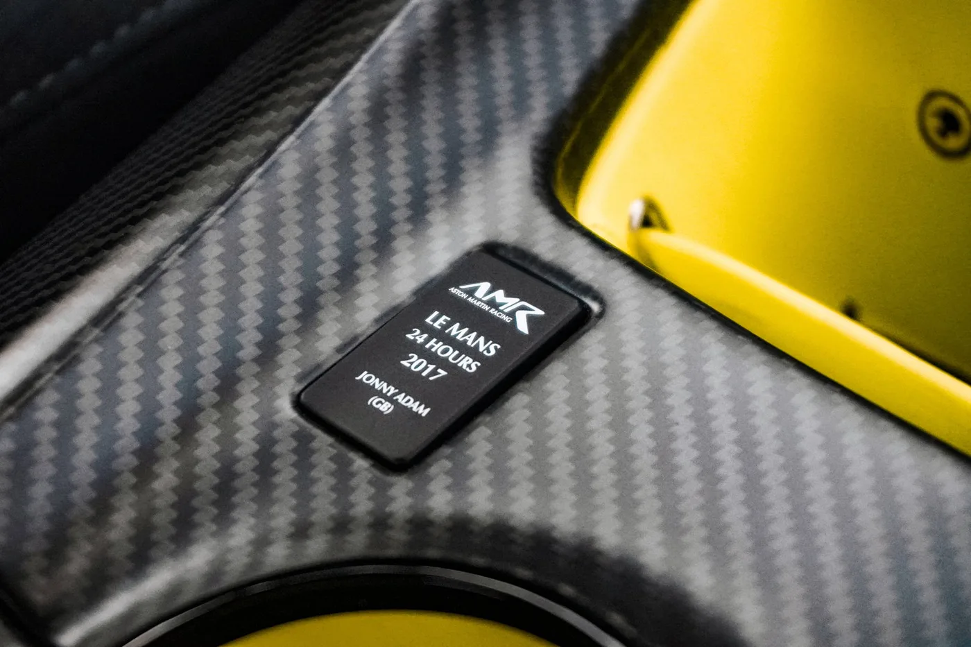 2018 Aston Martin Vantage AMR Pro angeboten von einem Supersportwagenhändler in Woerden, Niederlande, Foto 10 von 25