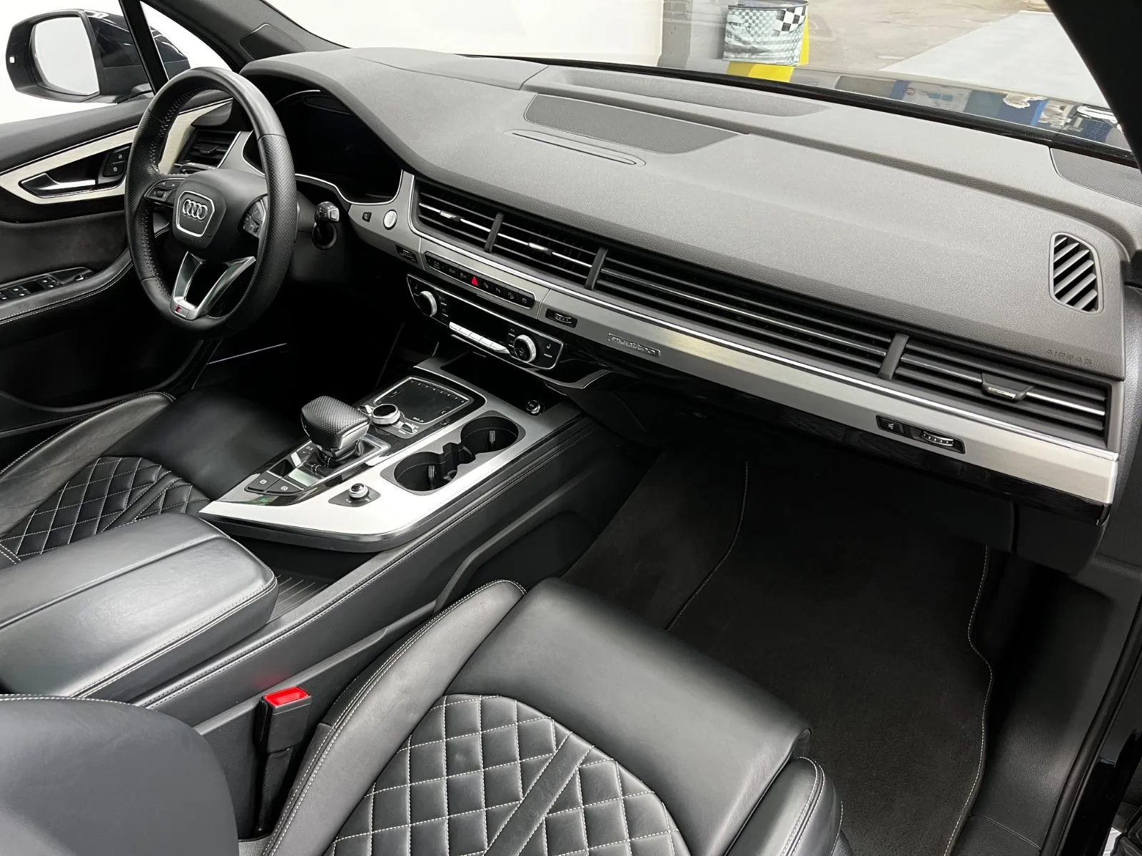 2018 Audi Q7, 16/30