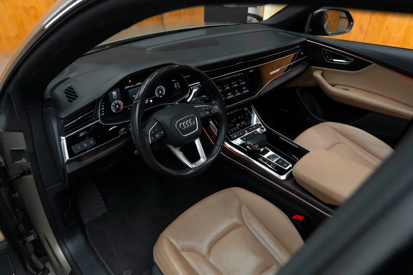 2018 Audi Q8 proposée par un concessionnaire spécialisé à Bratislava, Slovaquie, photo 7 sur 20