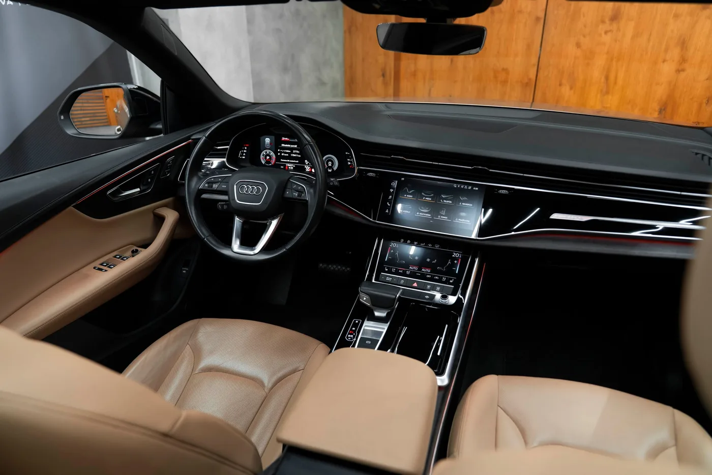 2018 Audi Q8 proposée par un concessionnaire spécialisé à Bratislava, Slovaquie, photo 16 sur 20