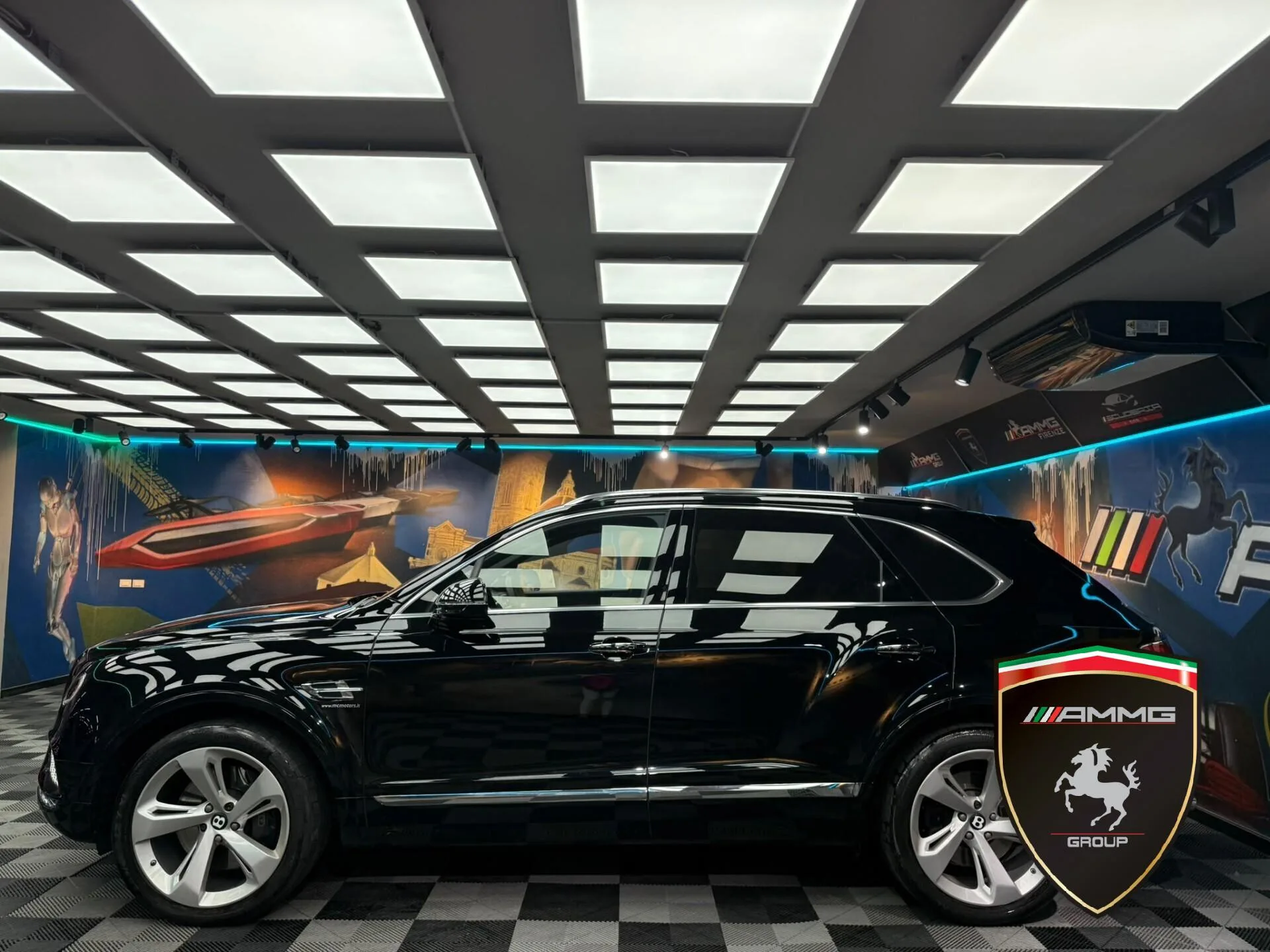 2018 Bentley Bentayga W12, 4/15