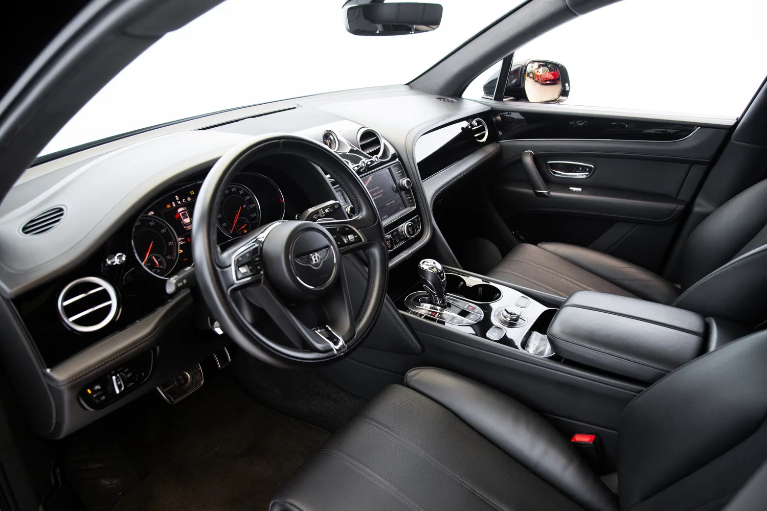 2018 Bentley Bentayga W12, 8/18