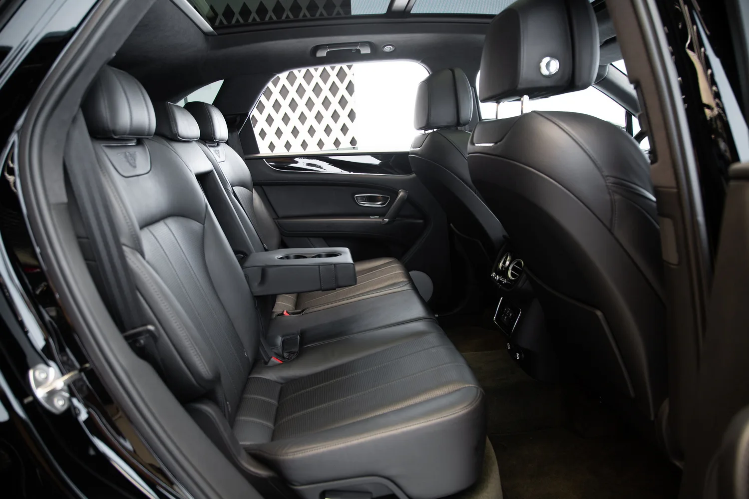 2018 Bentley Bentayga W12, 12/18