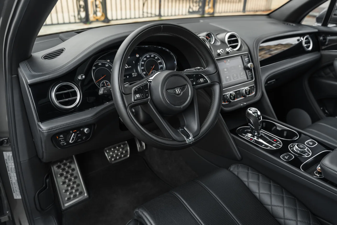 2018 Bentley Bentayga W12, 7/30